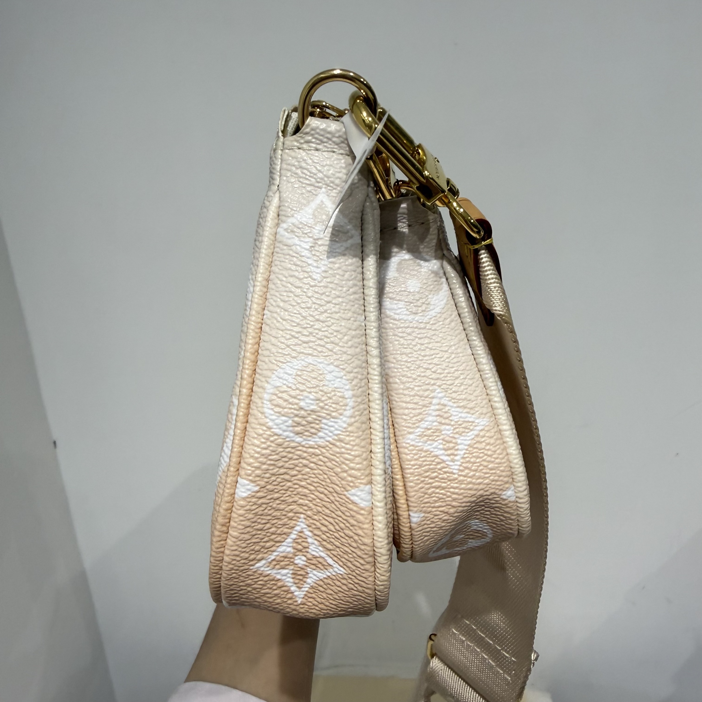 image_1CF2882E-84DC-46AB-8C66-3A3FC5DDAE42_1762770629