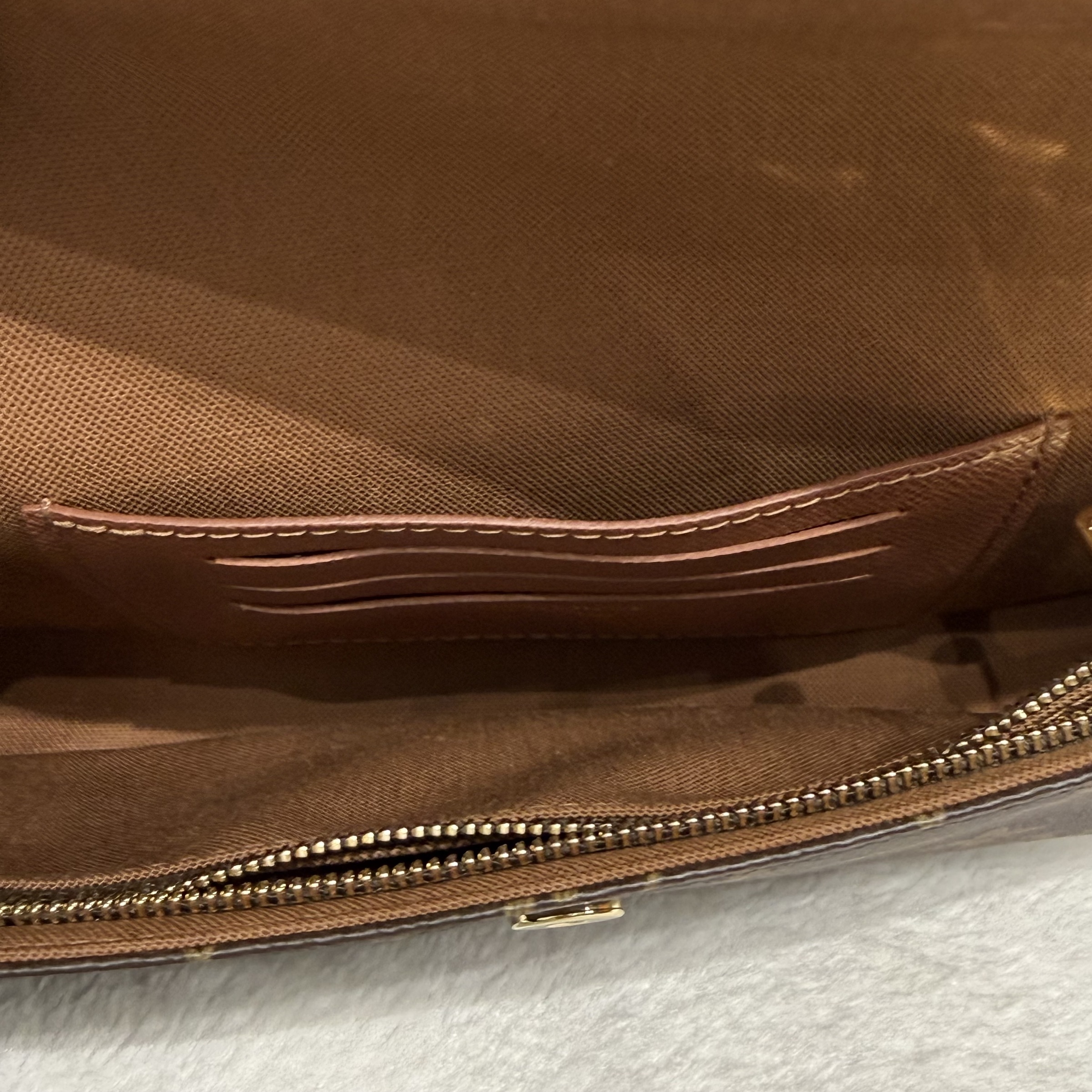 image_E160FDE1-EDAB-4A11-AC0B-BC08463CB0E8_1762770806