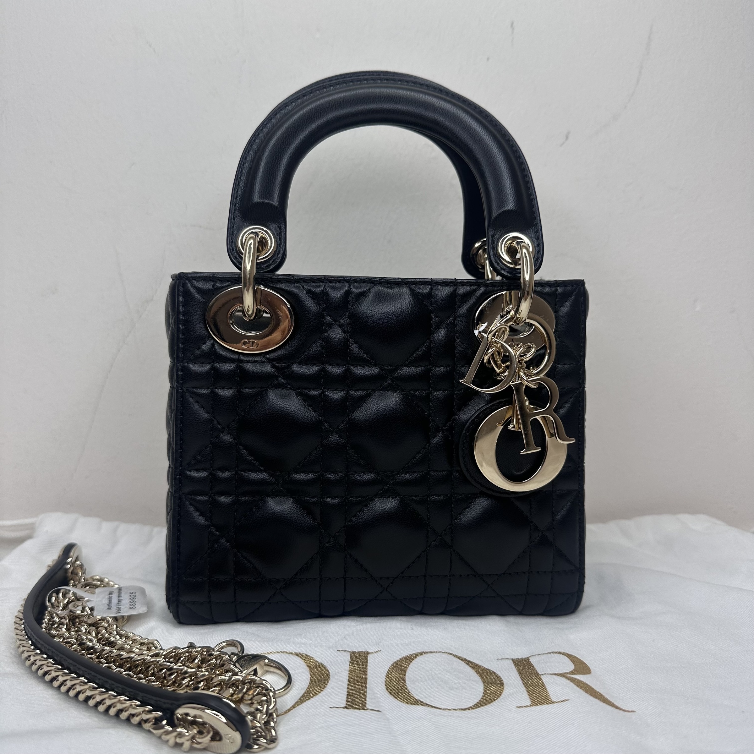 image_DEF75322-14AE-4E71-A301-9A5C620B5BF5_1762845075