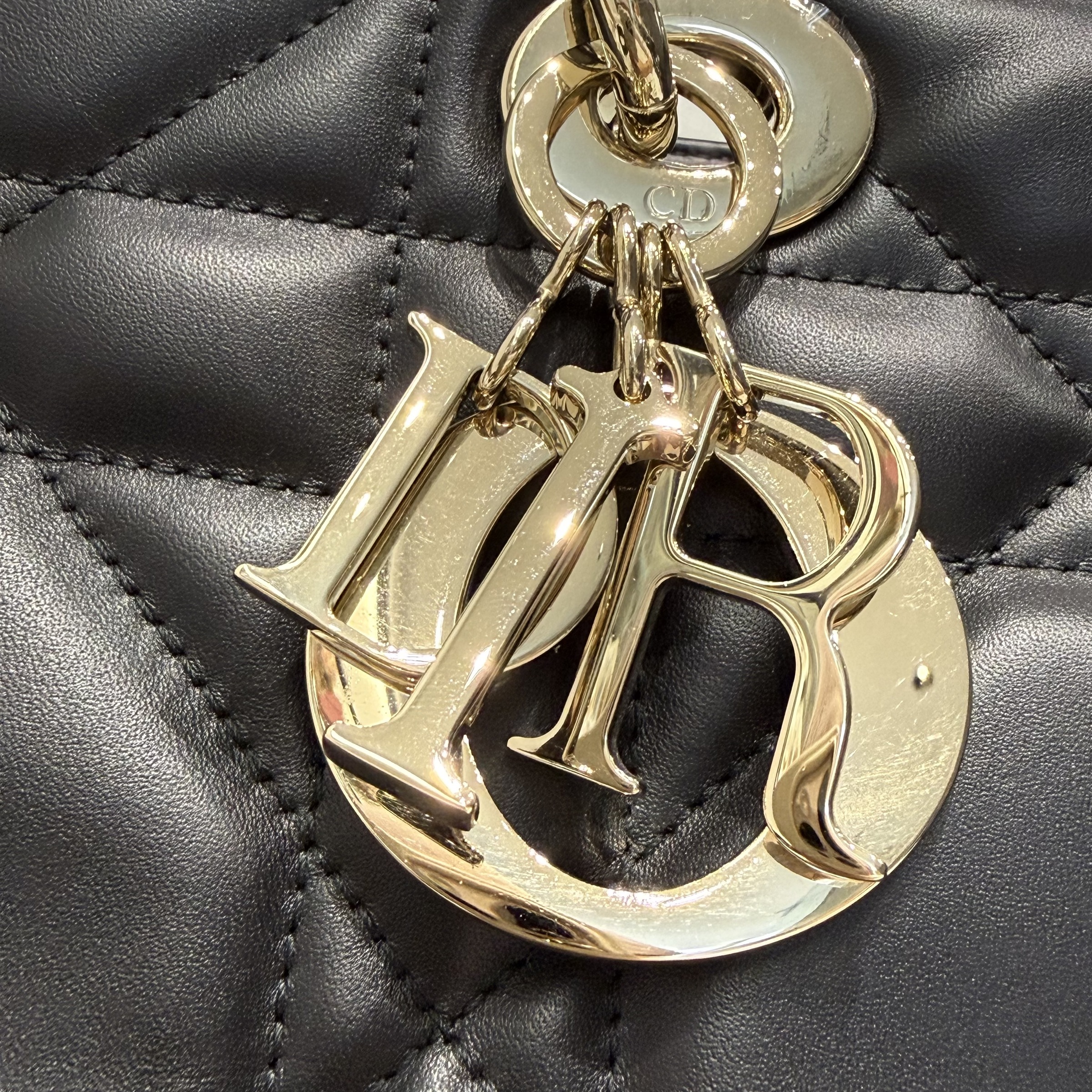 image_77C4C1B1-5EF0-4982-8E6B-A6DE5B5E8F07_1762848218