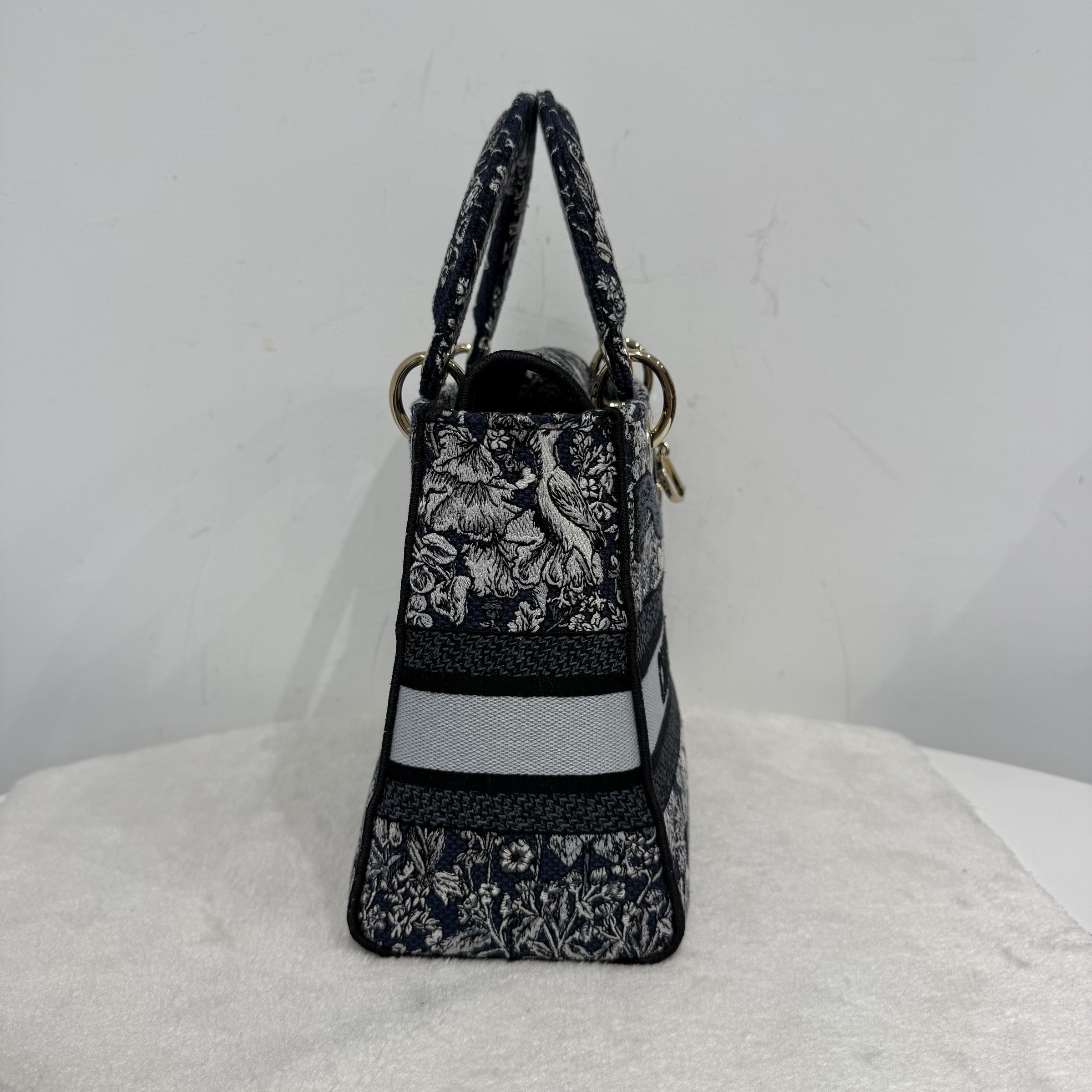 image_9D7FA87A-9350-4396-9D89-1F2D256D8FBF_1762848659