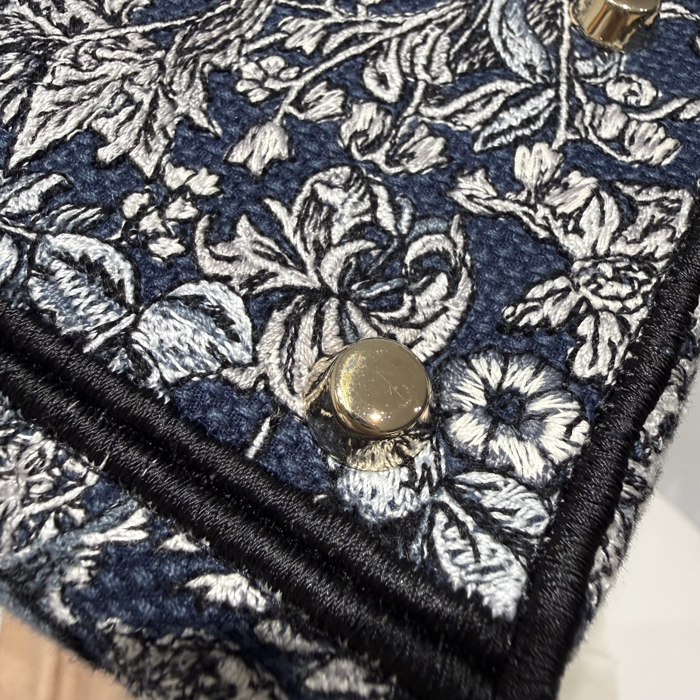 image_5E10F231-0A59-4CF0-B4EE-8041A887EFF5_1762848659