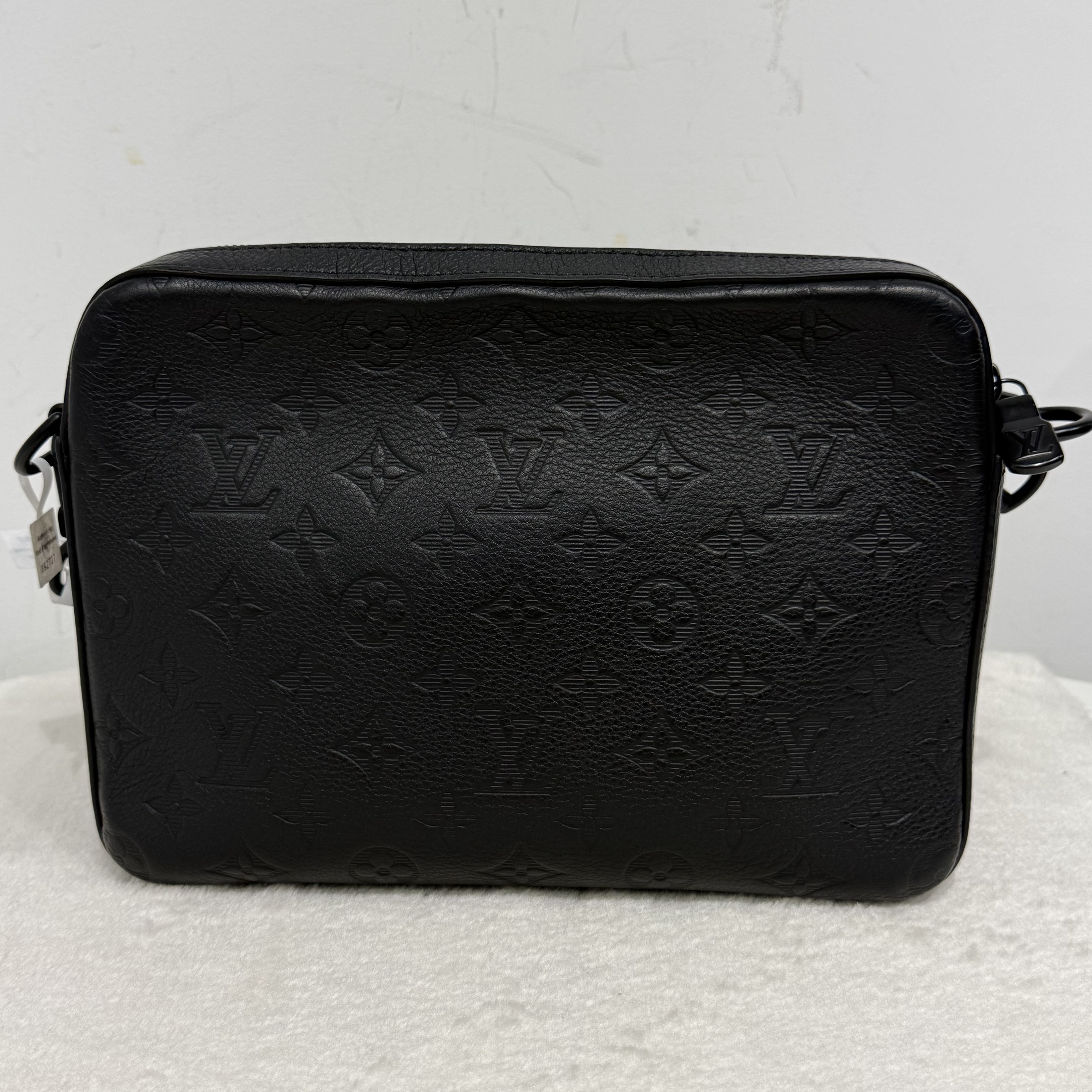 image_C70A2B79-84A2-4652-BDE4-65290AA48805_1762852401