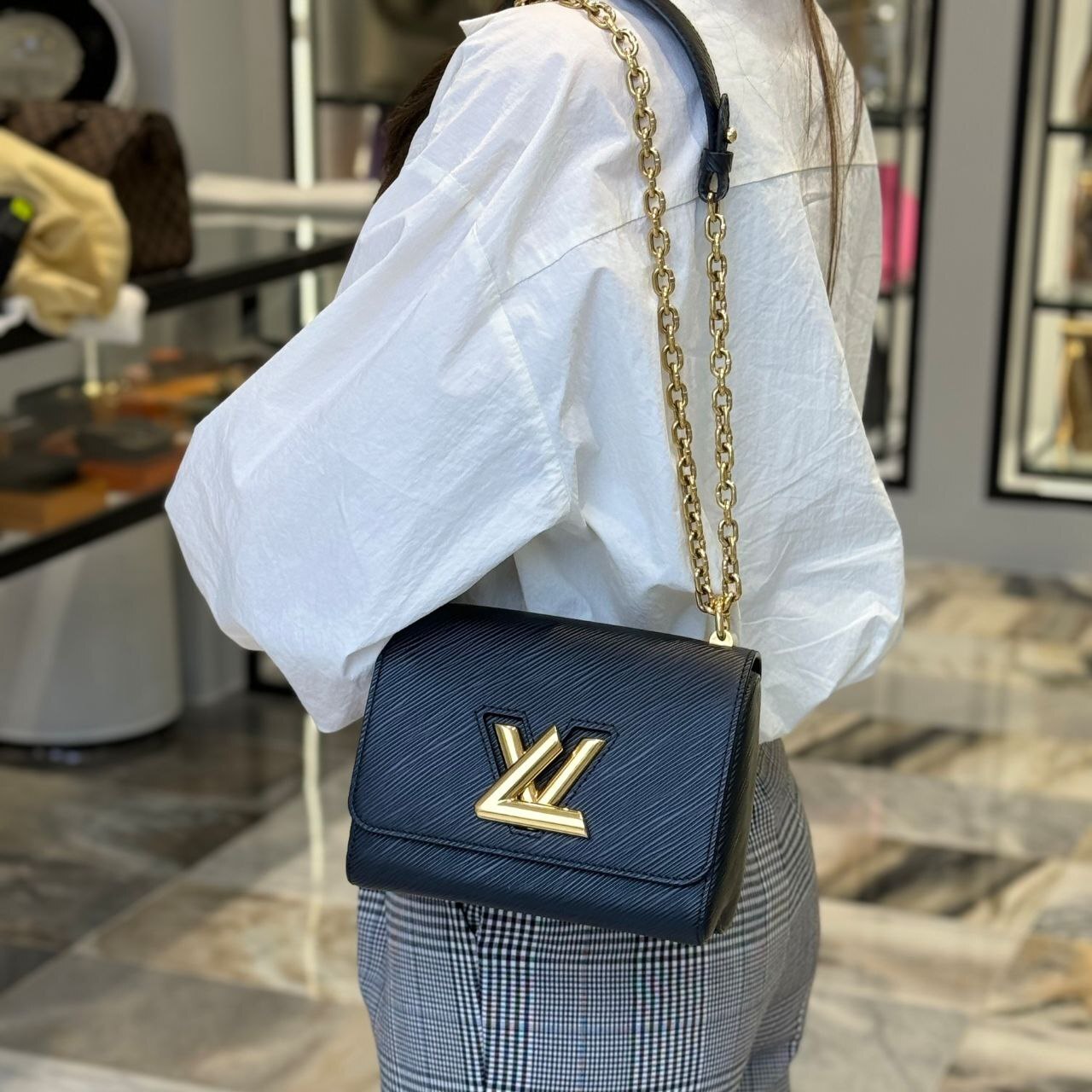 IMG_20251115_003245_068