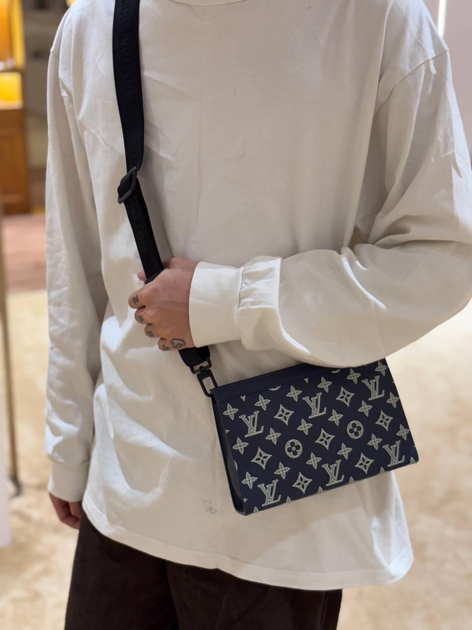 IMG_20251115_002751_138