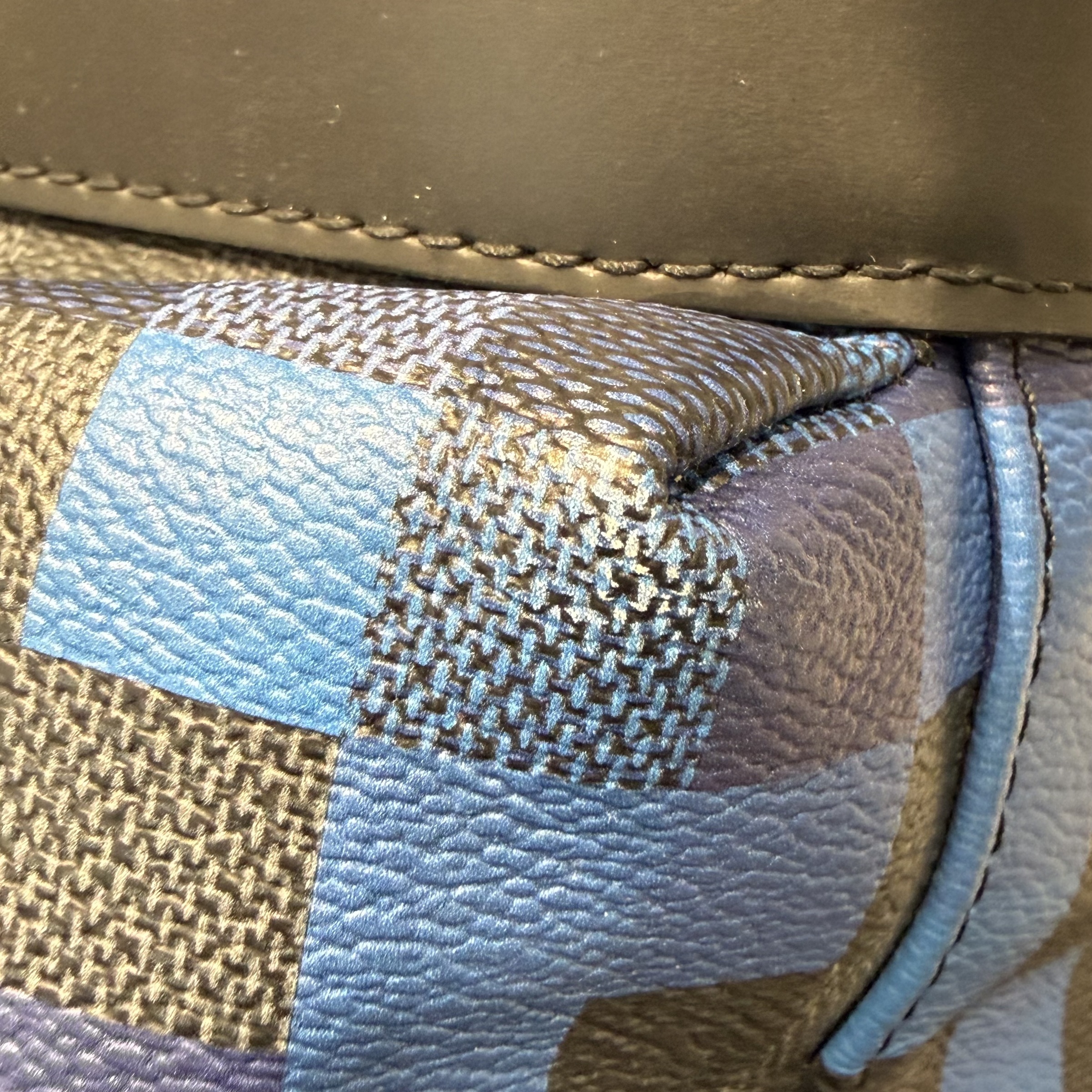 image_10F1B1EF-76F8-4B10-86C4-C987182B9DED_1763360971