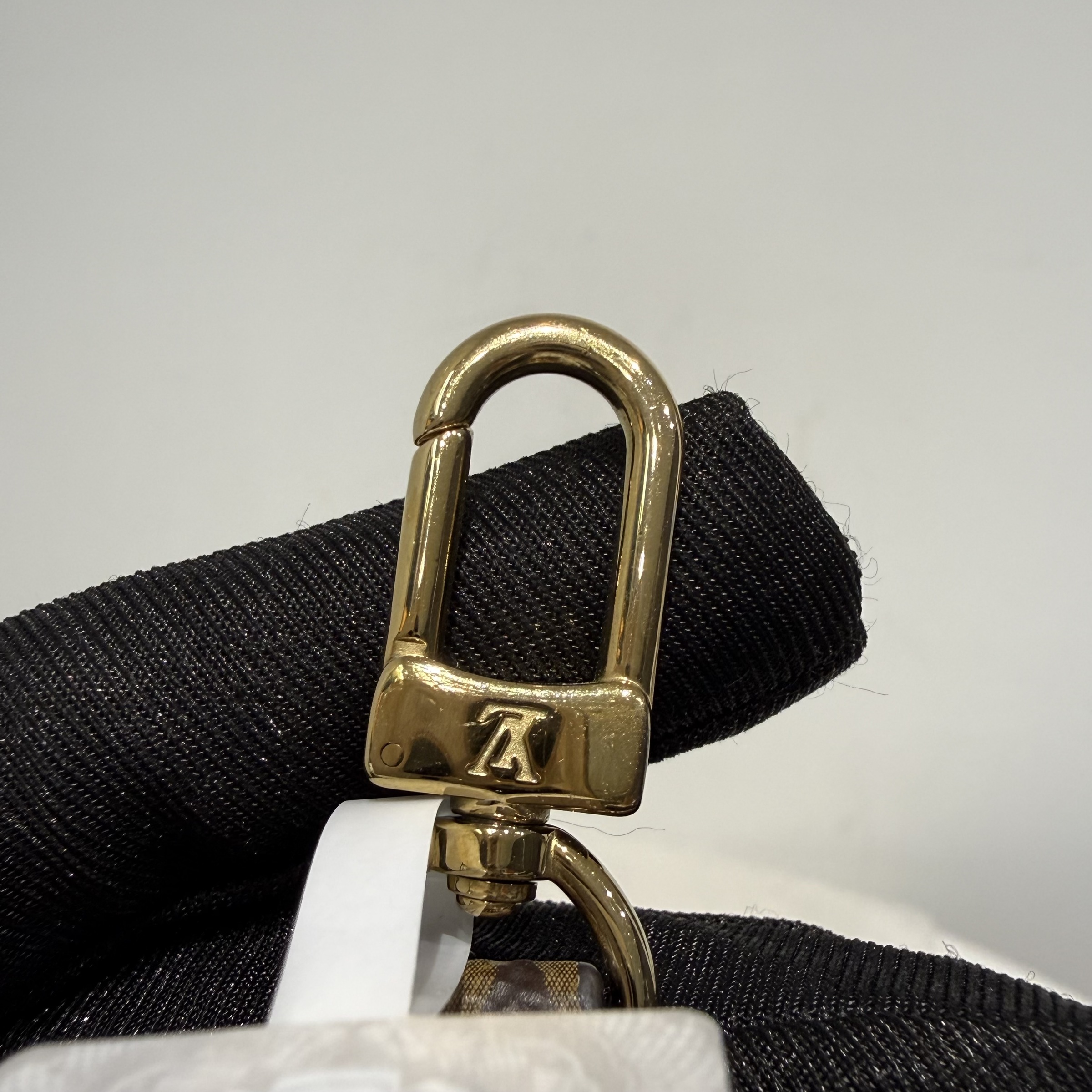 image_CC0B094B-661B-4A44-994E-C7425DA6AAB3_1763374112