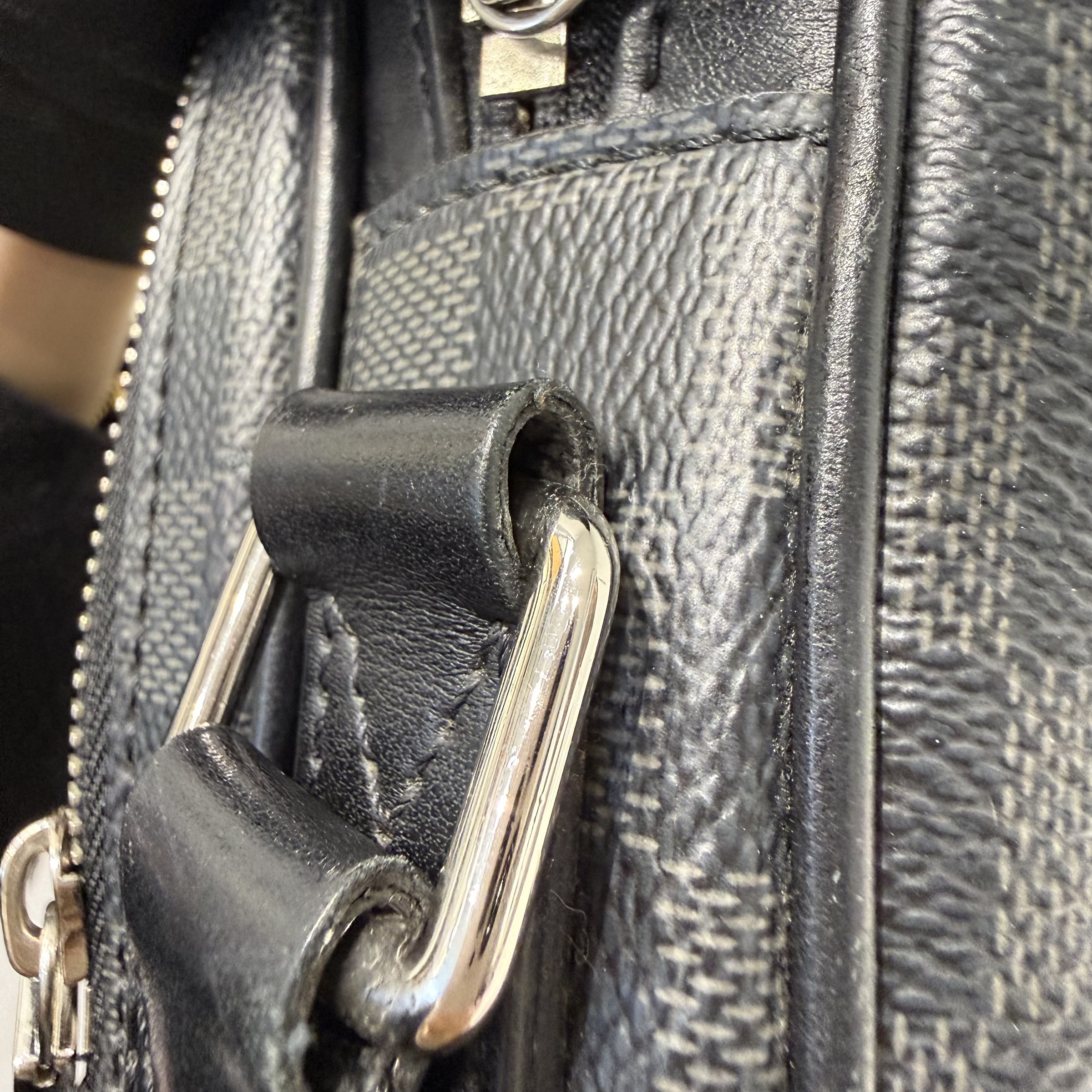 image_71D8E37C-6660-4253-BFF5-BD07626B6145_1763374975