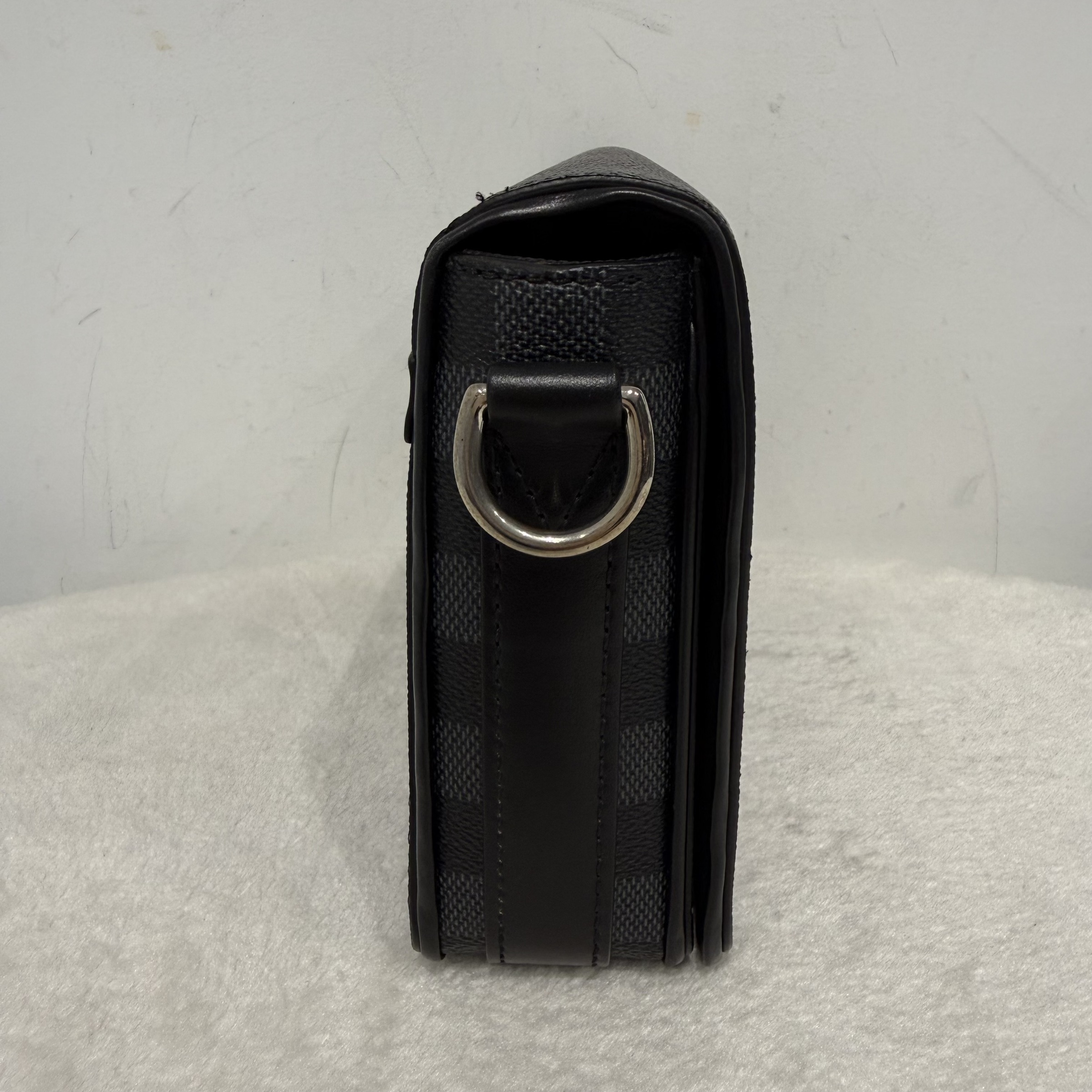 image_9D2ADB7D-8534-455F-A6E3-03193559A85D_1763449939