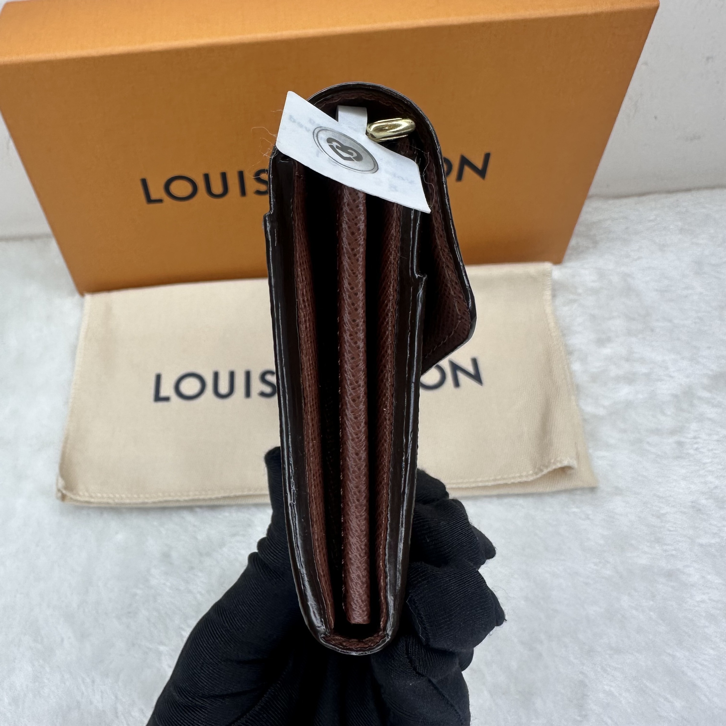 image_20C32DD5-6699-4A13-8C31-EE06619BD057_1763615842