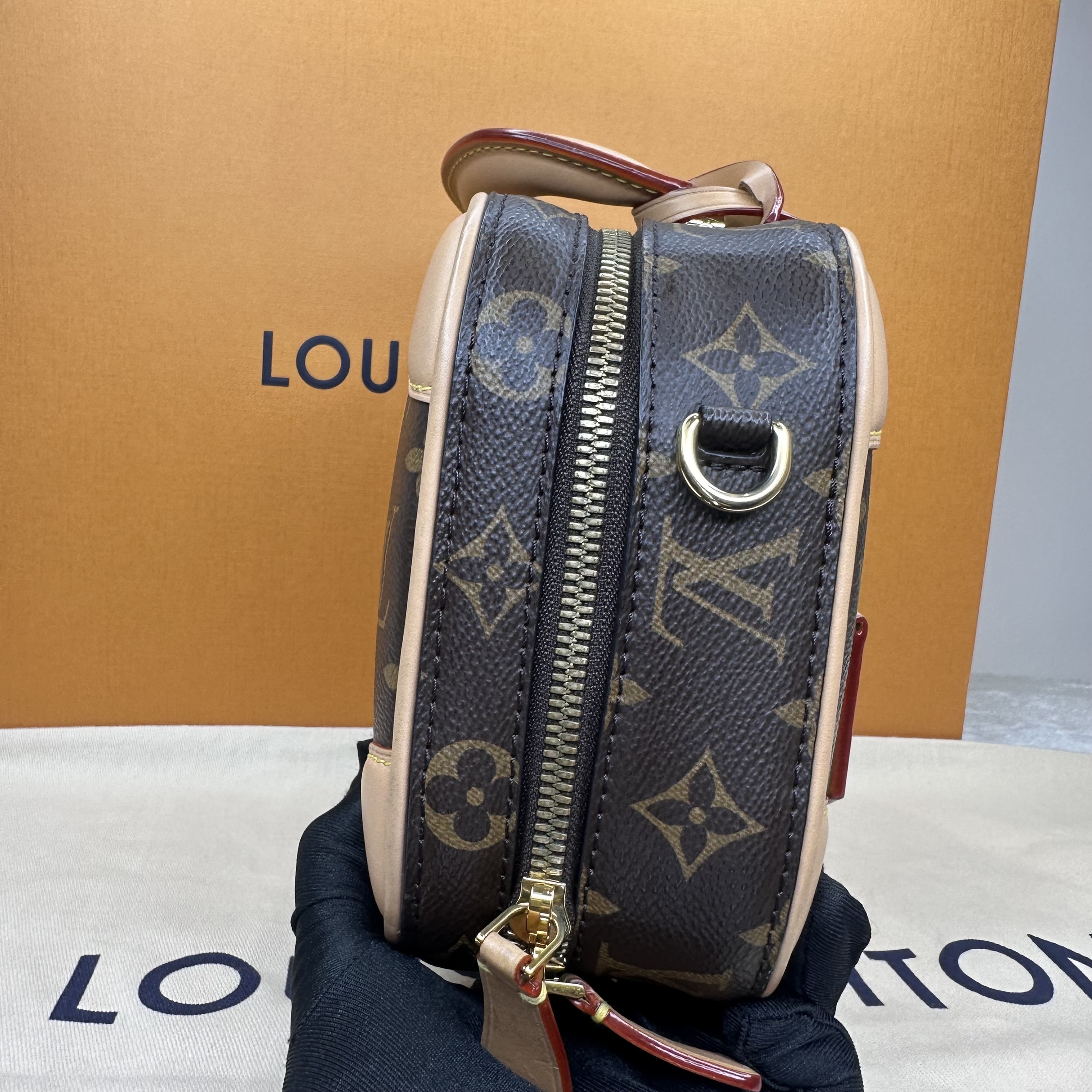 image_17CCE73A-6527-424D-BFAF-A90766D474C0_1763715506