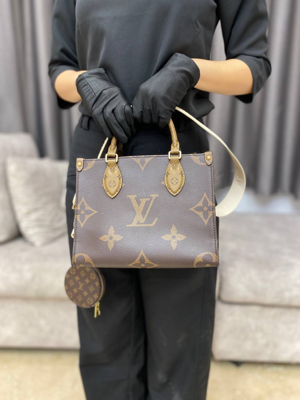 photo_2_2025-11-22_15-51-48