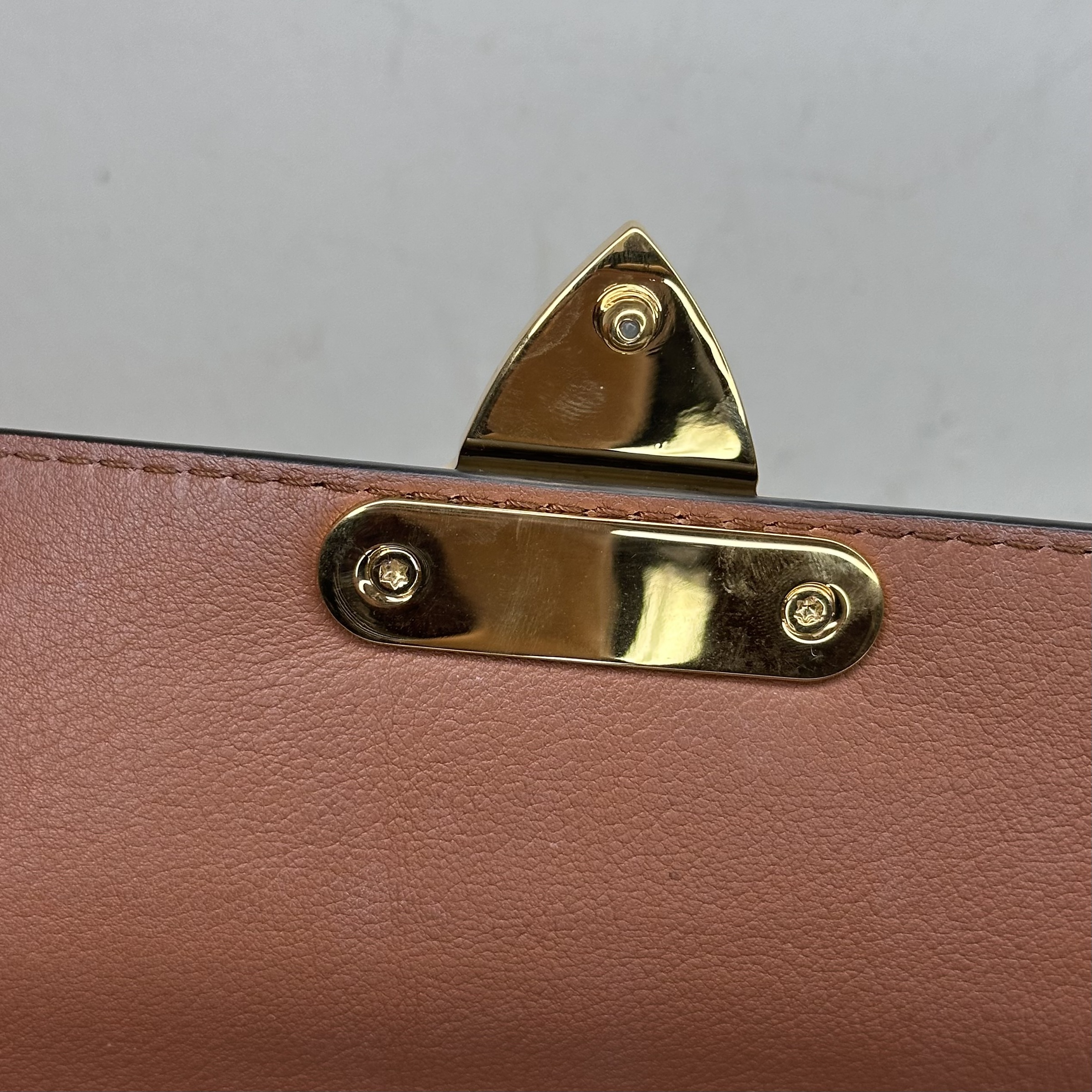 image_5F92BFDD-C708-424A-8A07-102AD972964D_1763879282