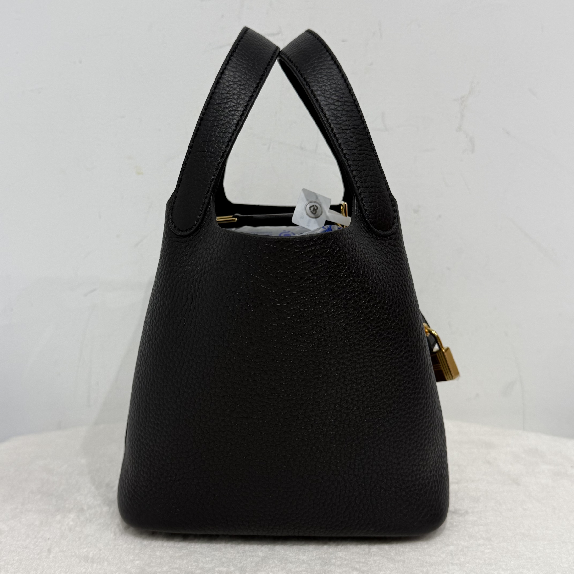 image_9BBE126A-21DB-491B-B935-84D87B0D8114_1763959706