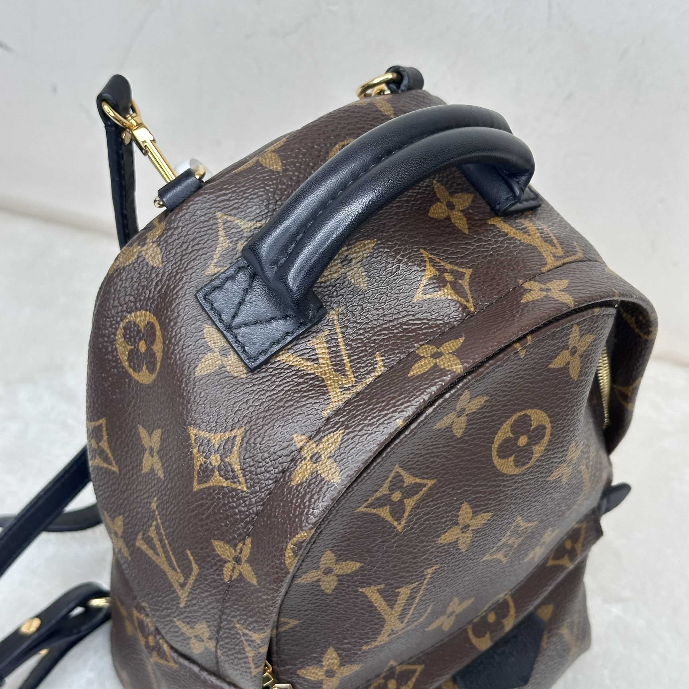 image_16282BF7-49A2-47BF-BC07-697D3F6A578D_1764064110