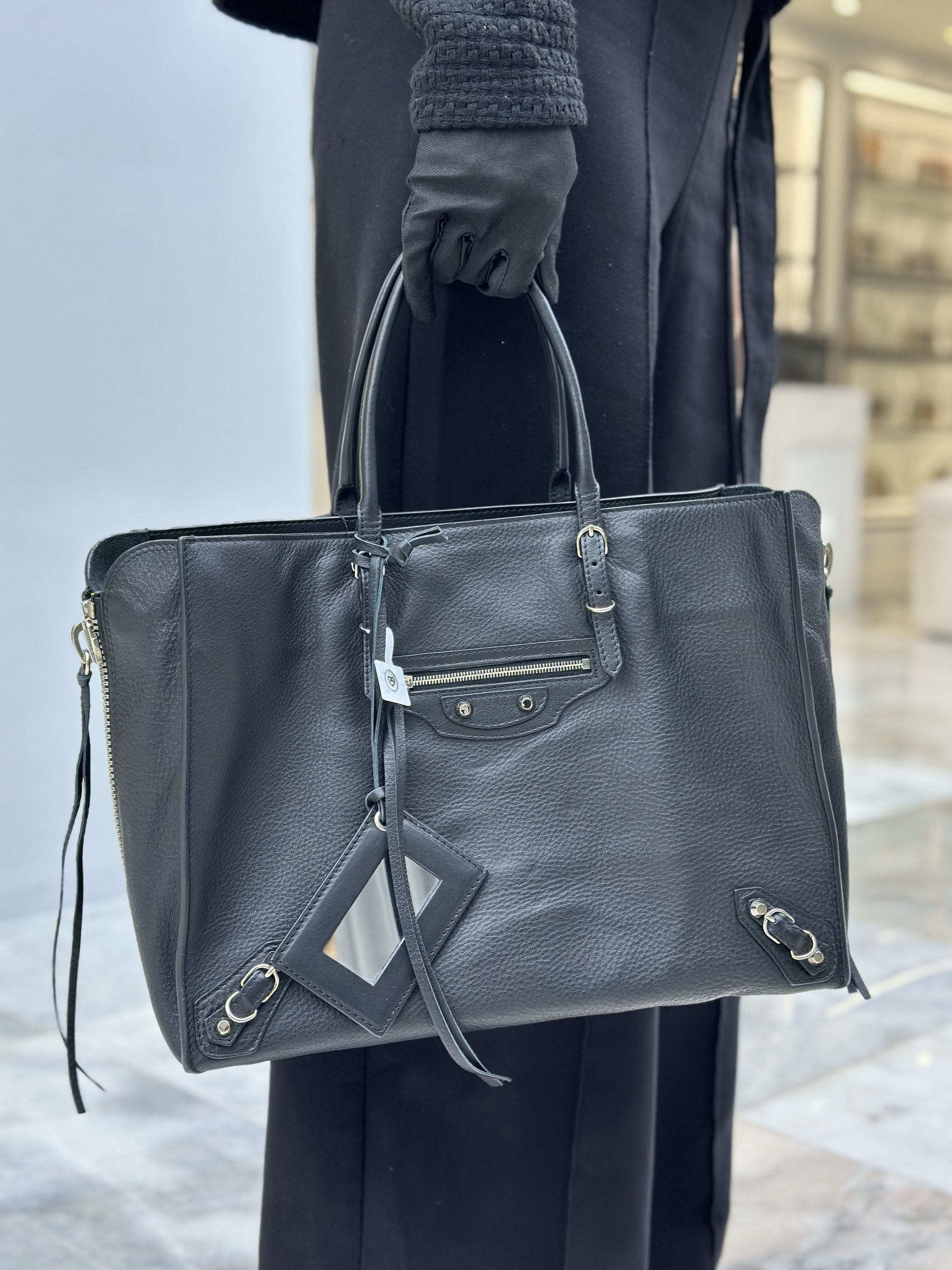 image_5E870087-93F5-4620-992D-22F4B10FA583_1764065090