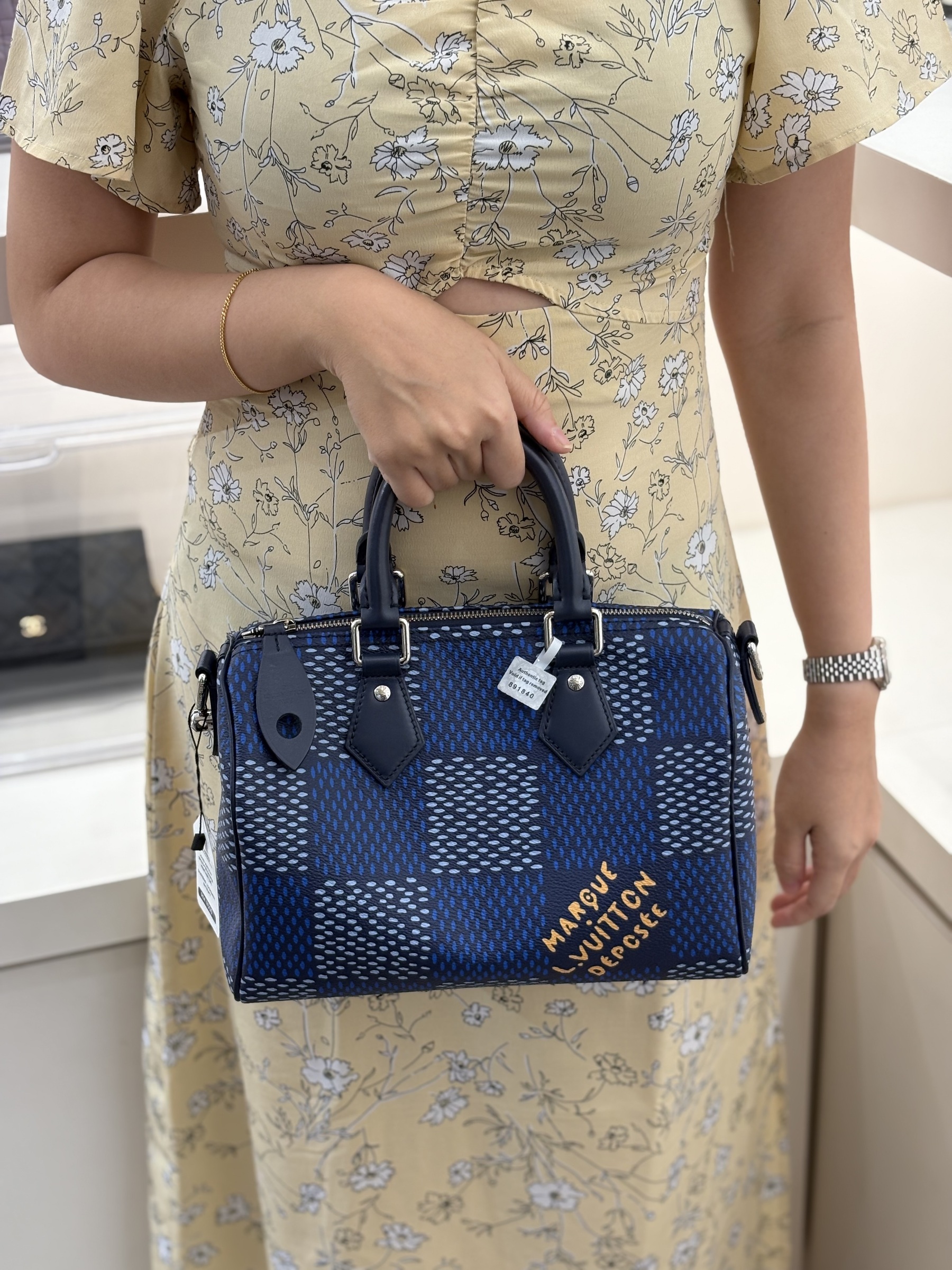 image_E9A42E56-5D12-45AE-A0F5-EACDB7746C66_1764148528