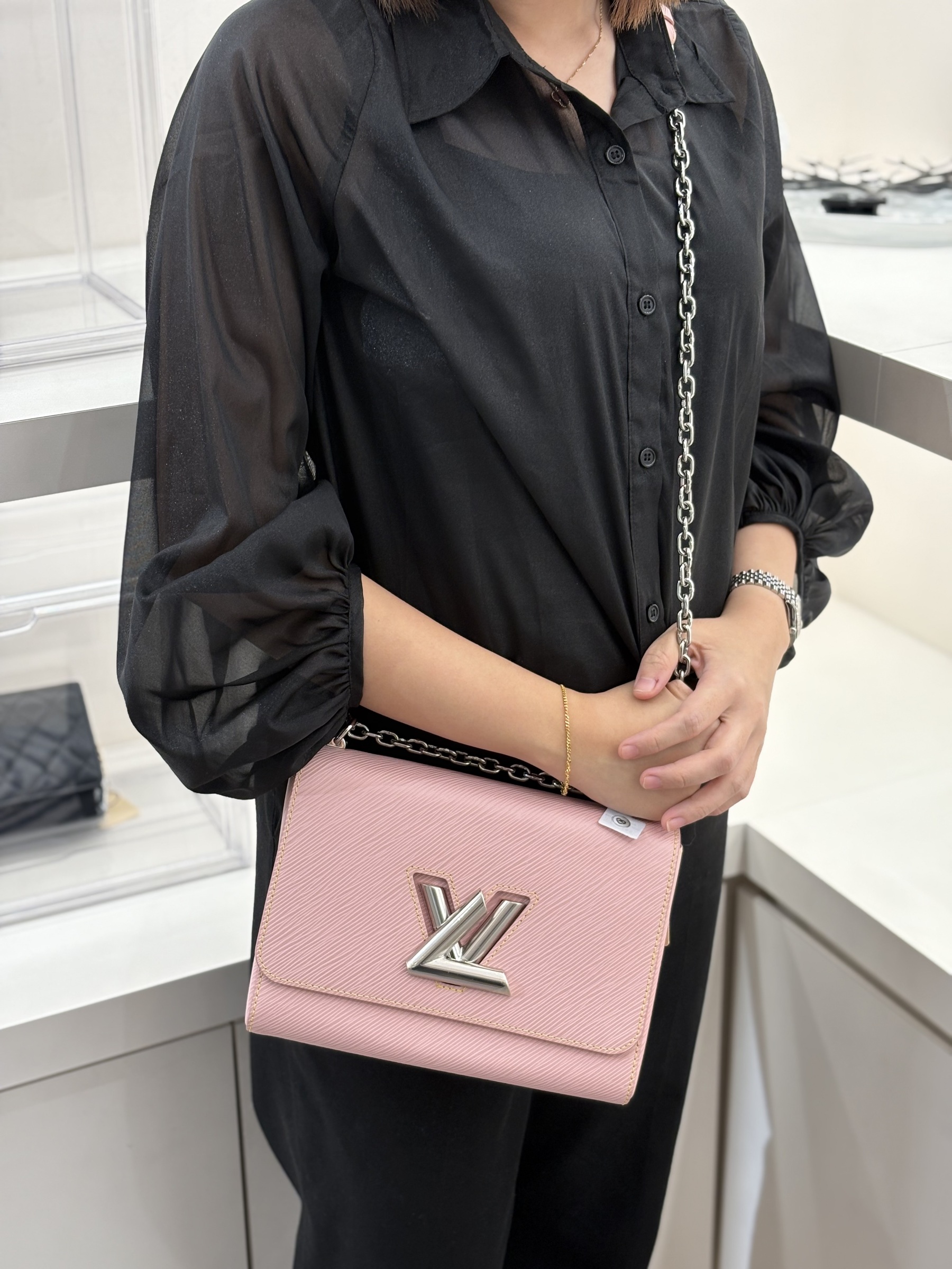 image_06802B30-706E-4154-9CBE-CF918FCBF720_1764229770