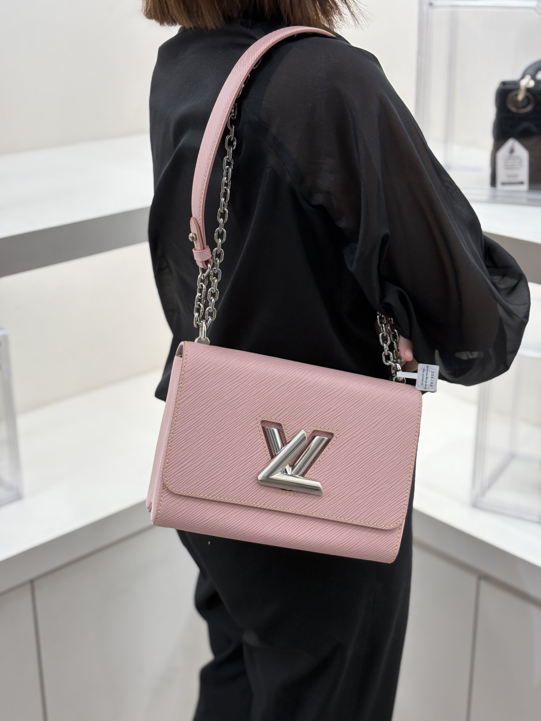 image_B2708A61-E194-4D43-9DCC-60365A2D0D91_1764229771