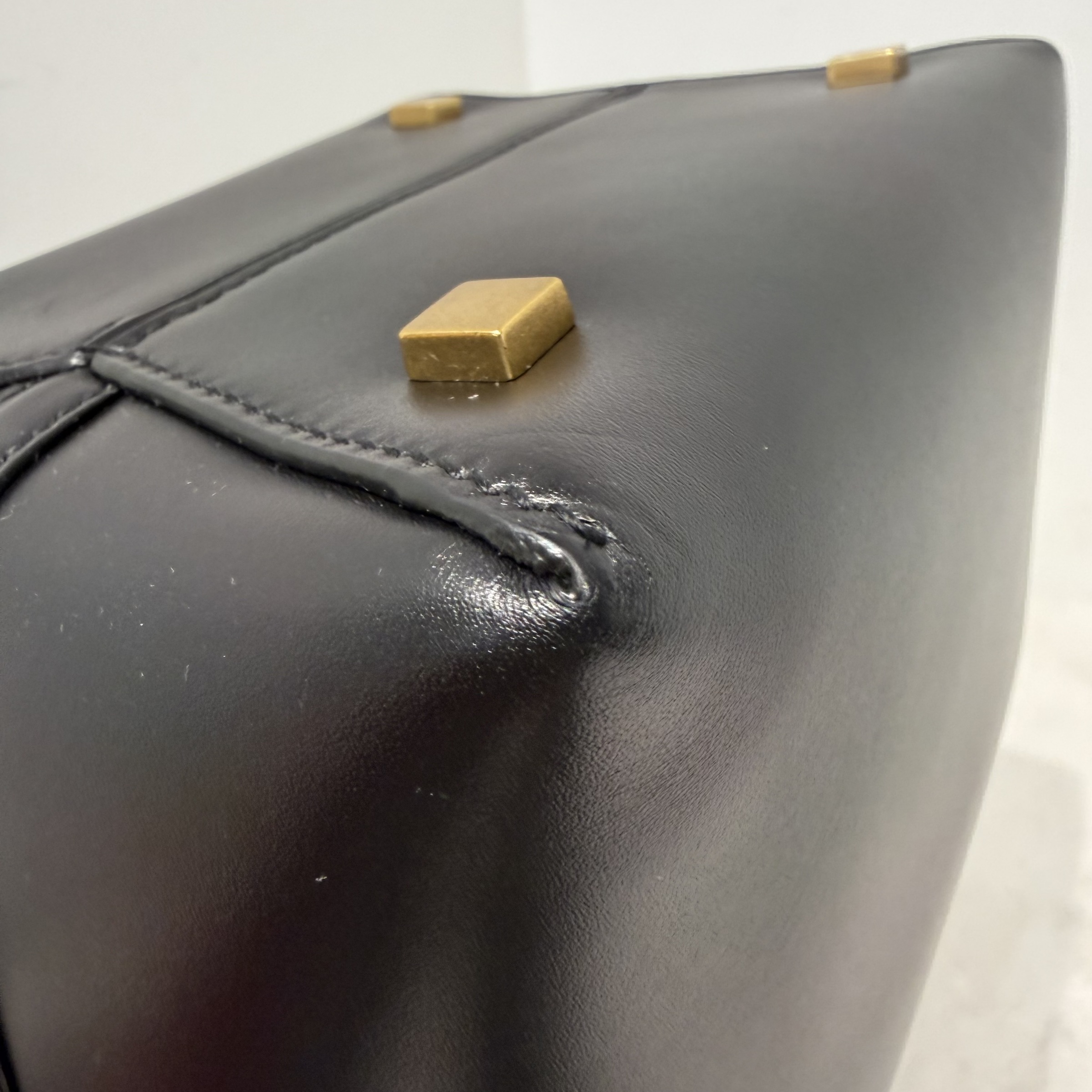 image_10825723-0507-460E-9D1B-67E2DE9C99ED_1764301673