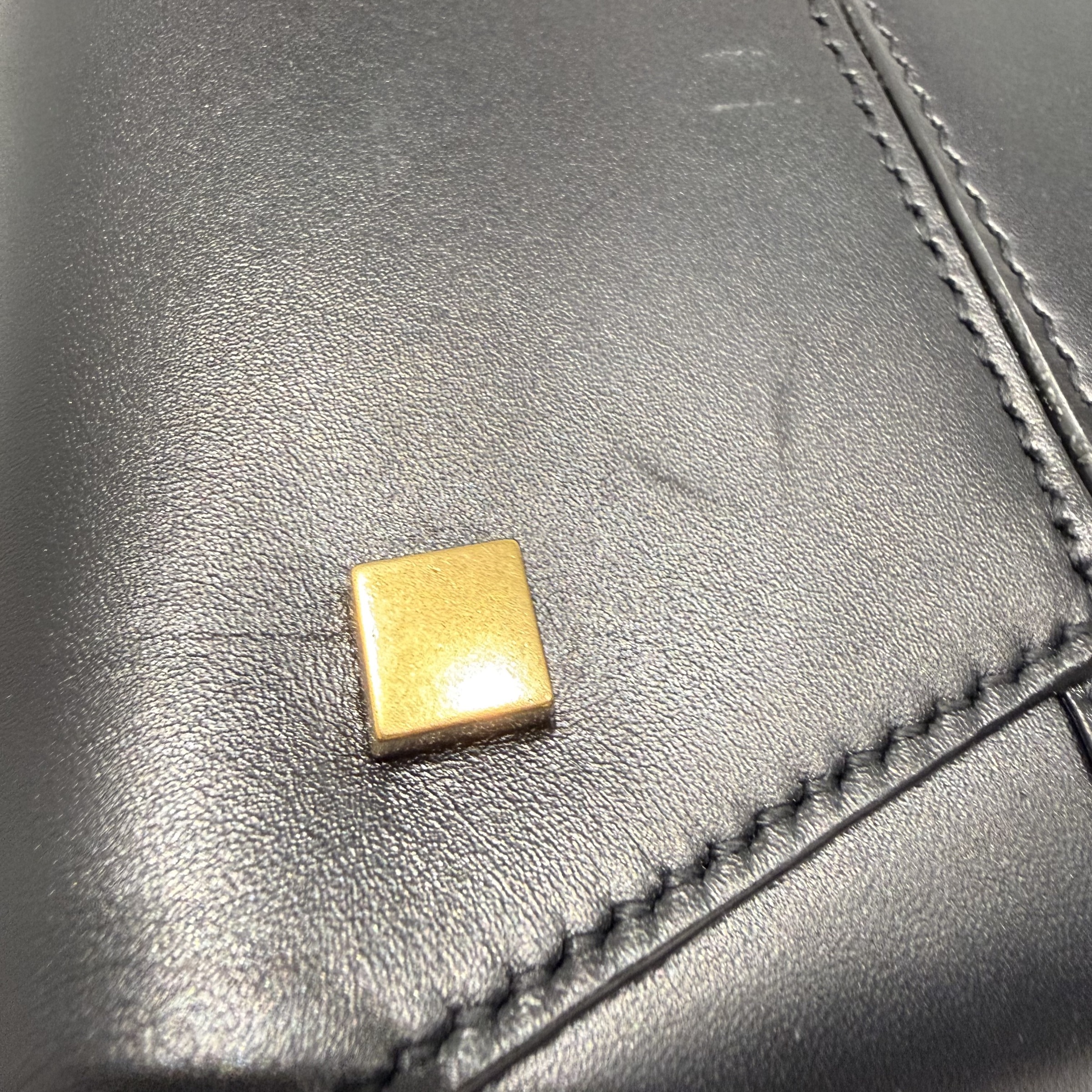 image_F6CB2E5D-C161-476B-AA6C-12E398D84FCB_1764301675