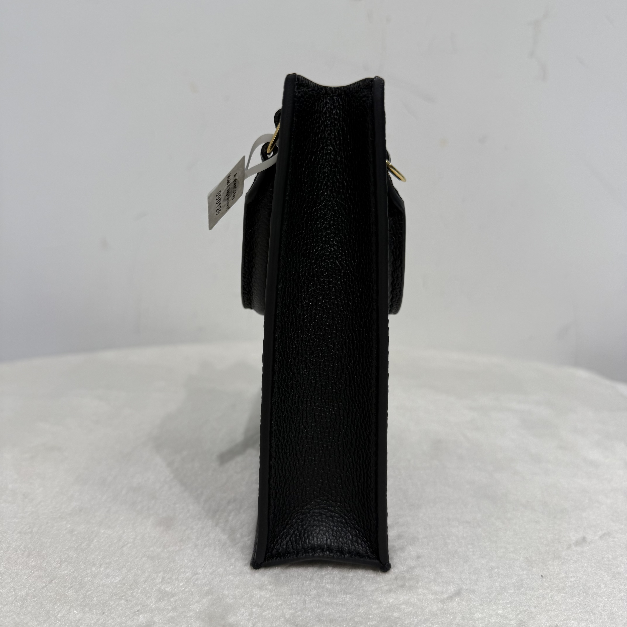 image_C64291D7-92A5-4727-9E41-CE52109DC8DE_1764303381