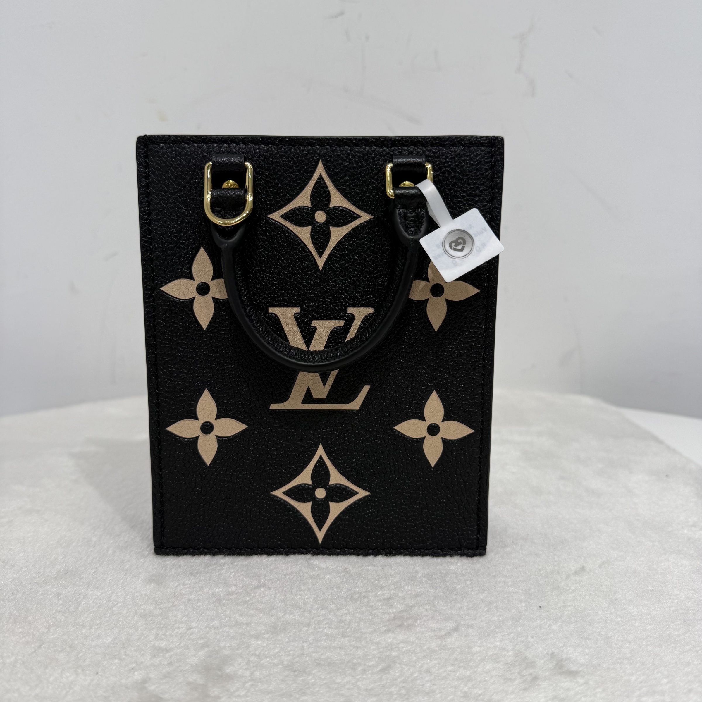 image_8BD03824-7976-4AC2-9AD1-96C1EFC2E5C7_1764303381