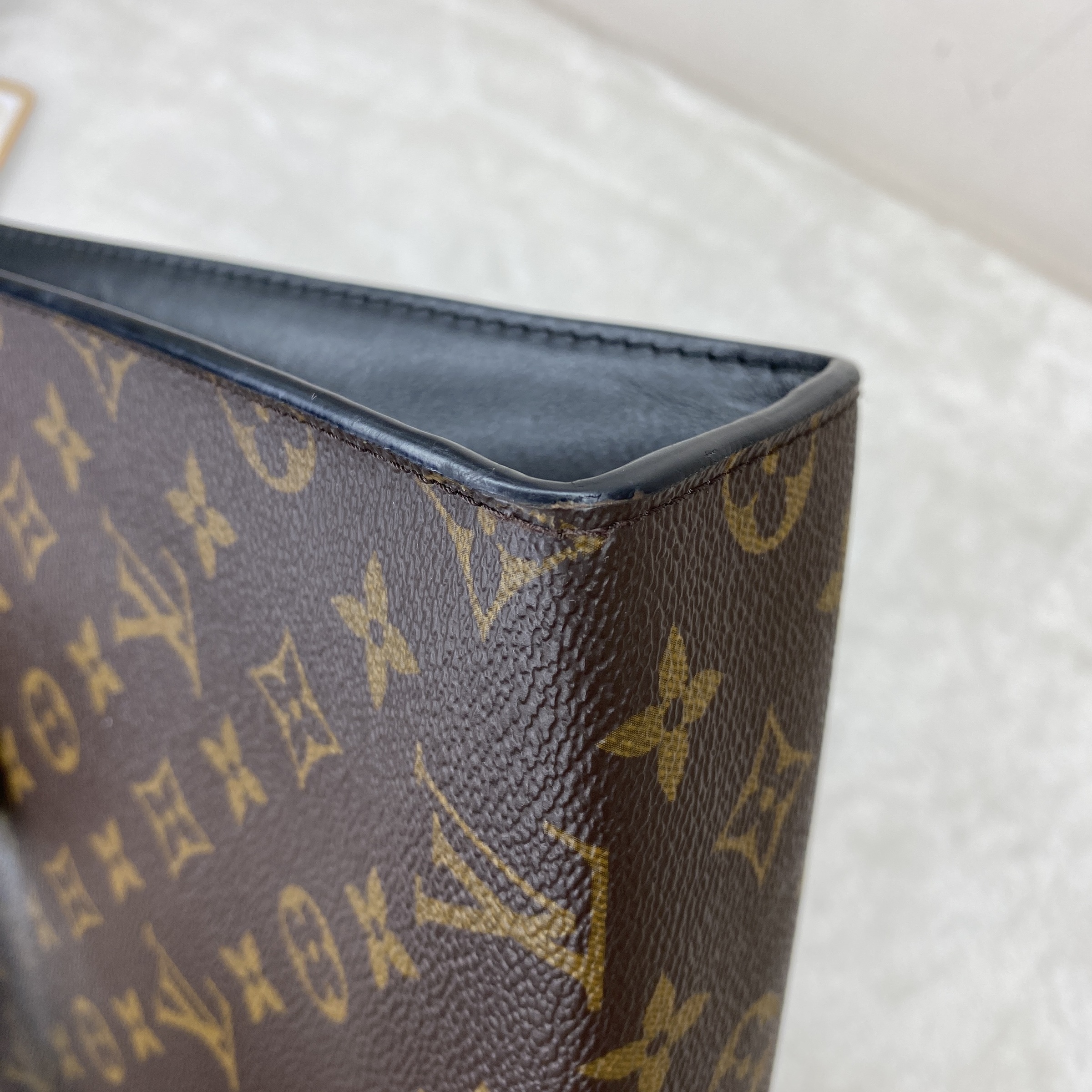 IMG_8385-1764403300990