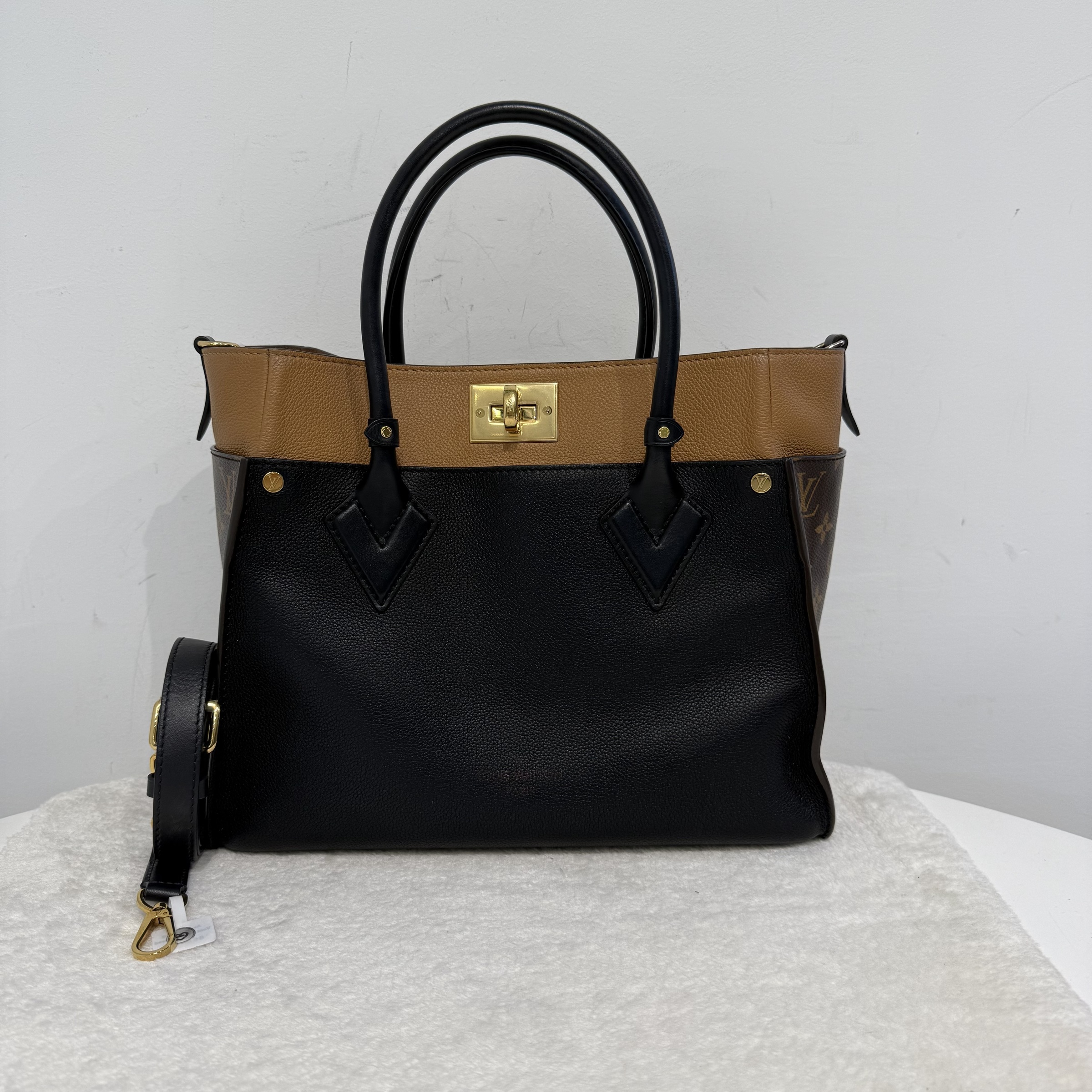 image_AA0B2C70-B087-48AC-AA5D-F3E223B8B097_1764490658