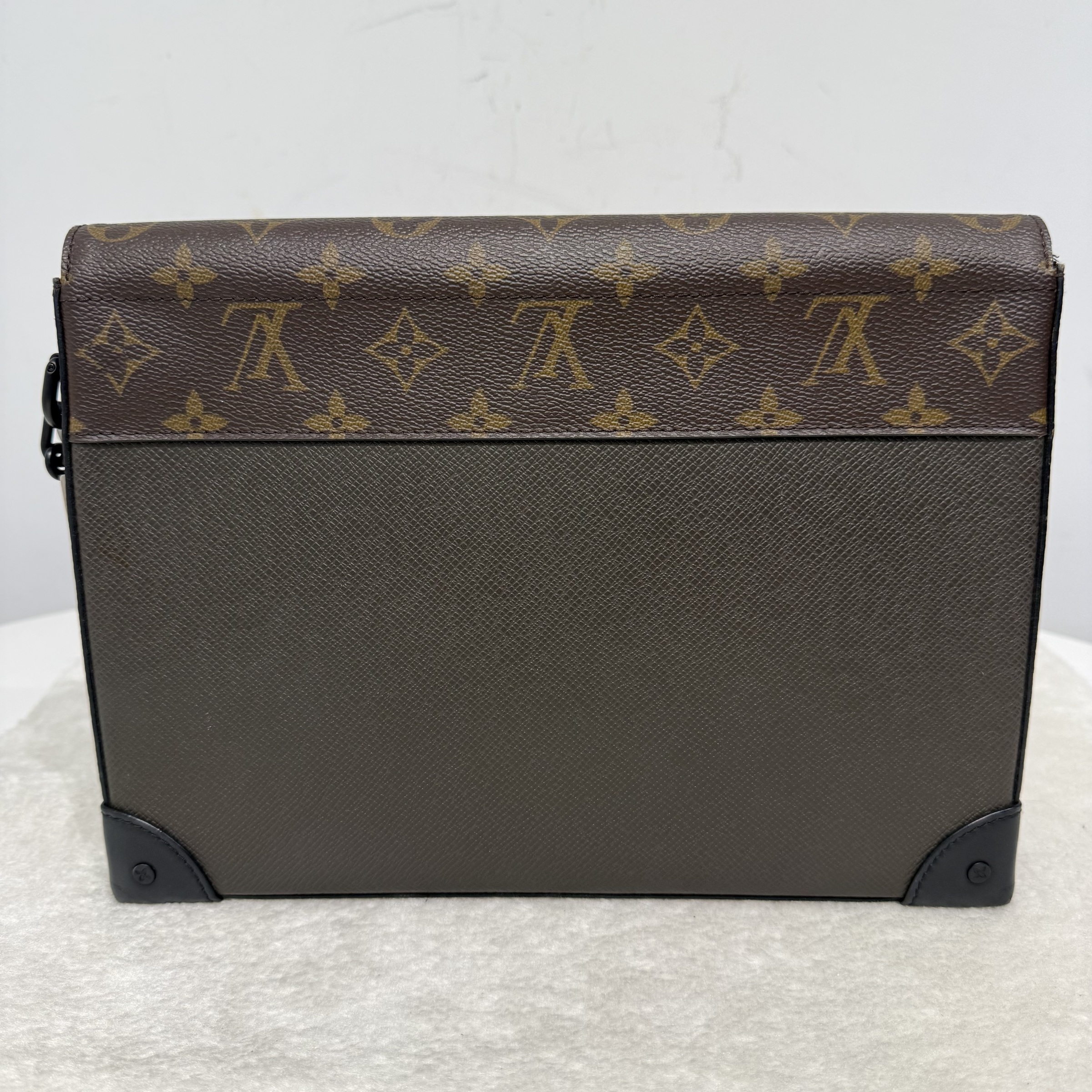 image_42CB2CFA-EF0E-41E1-A3E8-F13BF321EDEC_1764682406