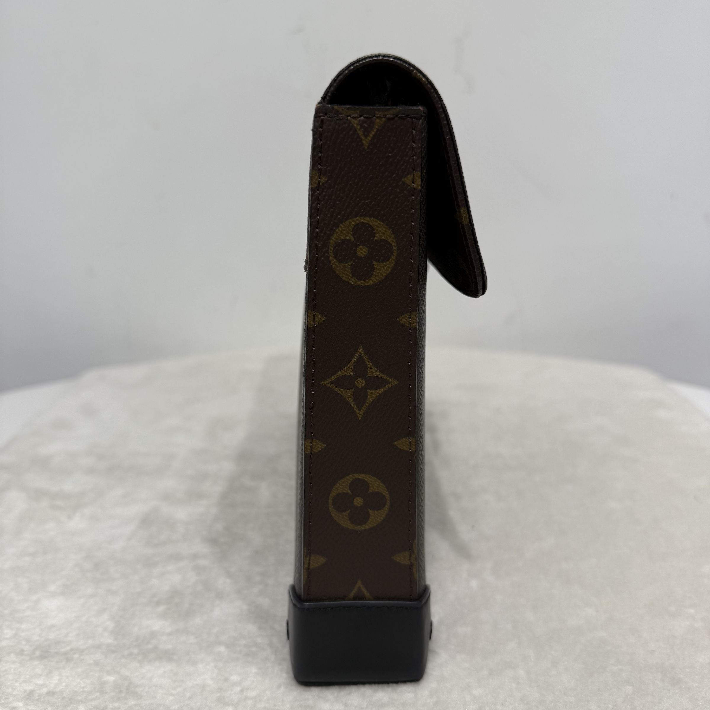 image_9B28F79B-1B58-4680-8B62-046BA28BEBEB_1764682406