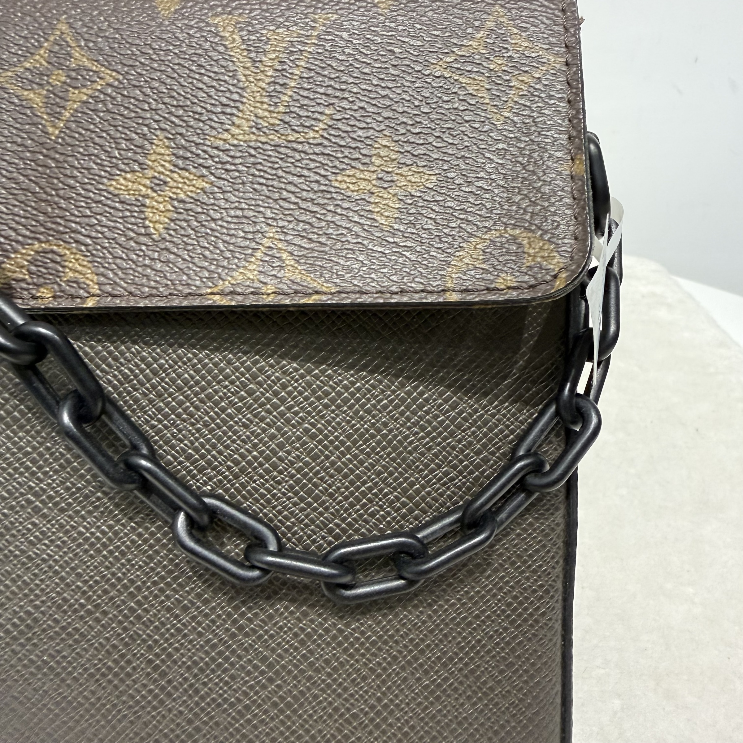 image_E1EFF510-10A6-4992-9C59-3700658D7BA4_1764682407