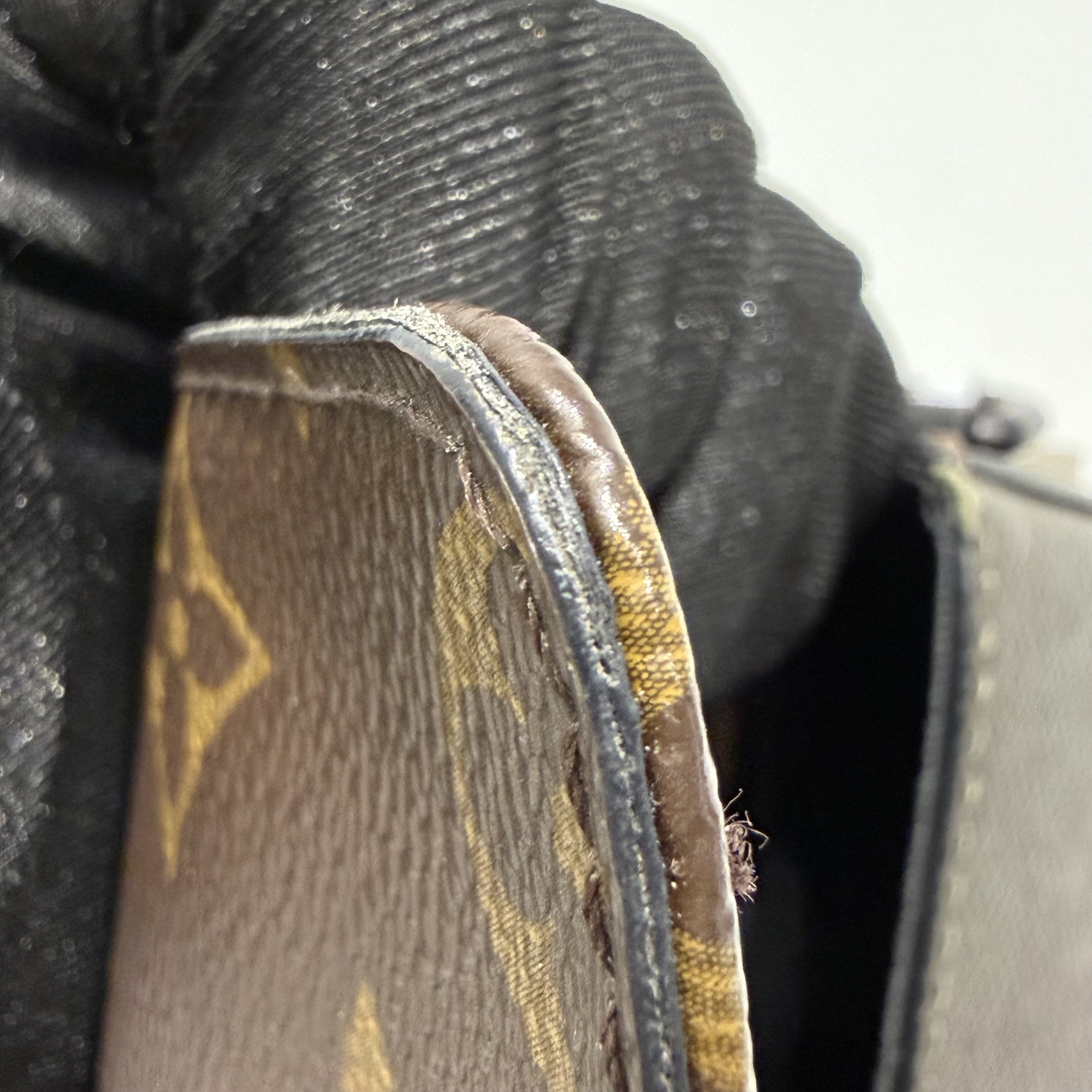 image_35098DA8-1615-45E0-8681-BCCB7445515A_1764682407