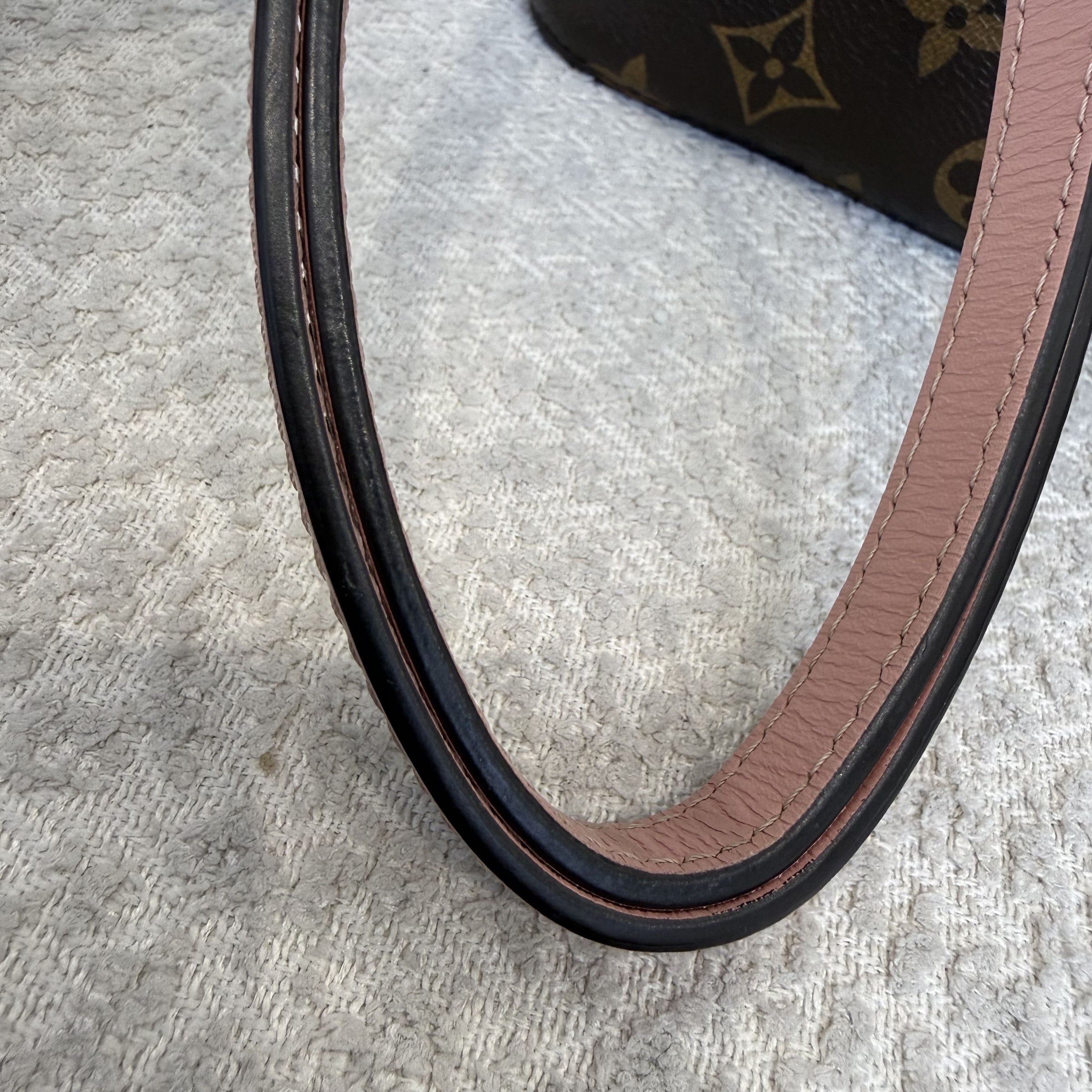 image_63875A34-F824-493C-8293-B6AA118DAD96_1764743193