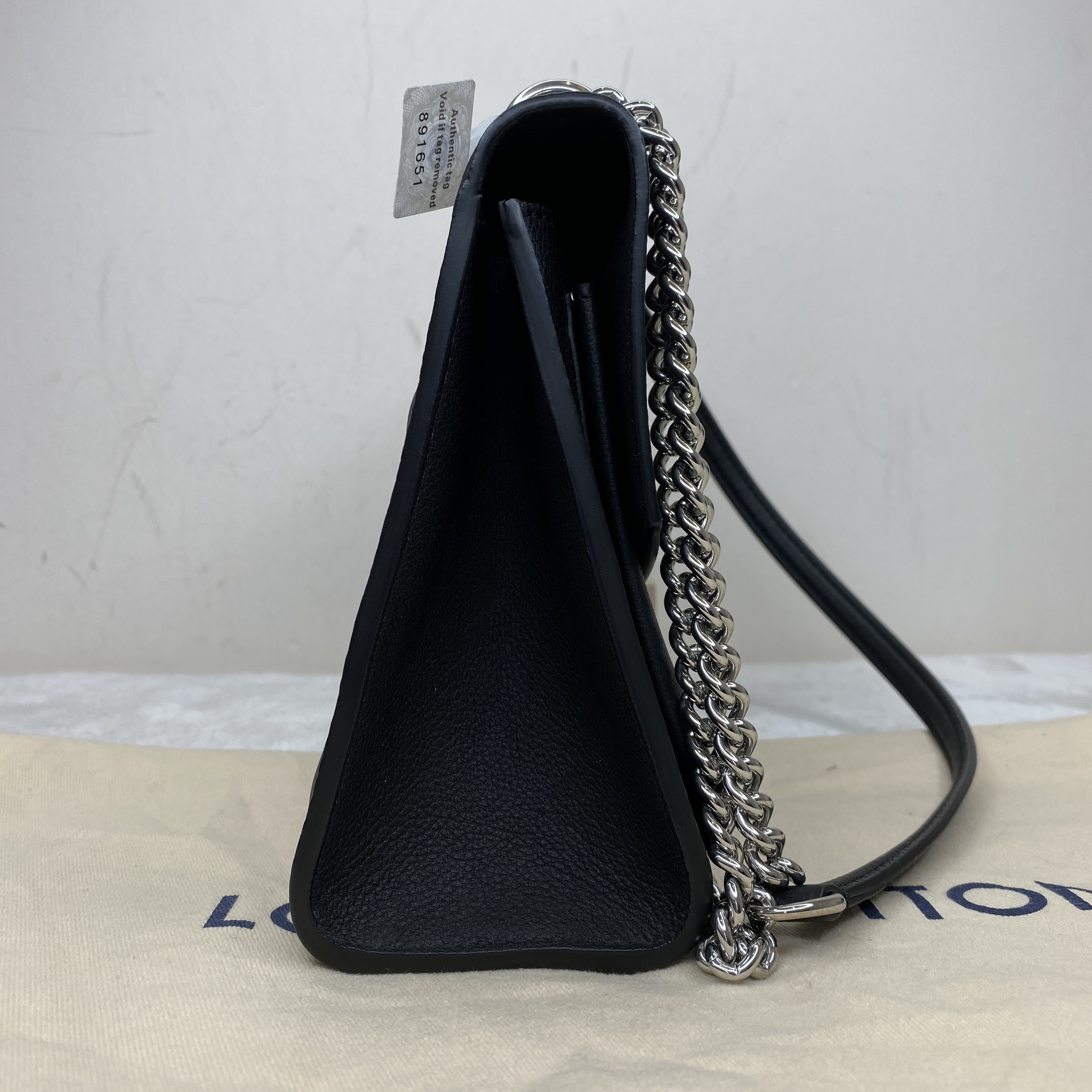 IMG_8817-1764757022630