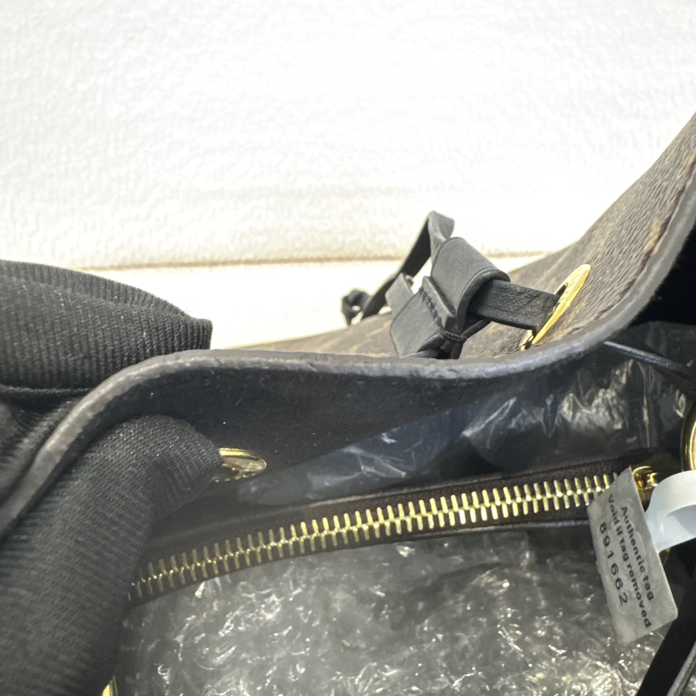 image_F8F9D4D3-D9C9-4F5E-90C0-6F1D9C91C1AB_1764917577