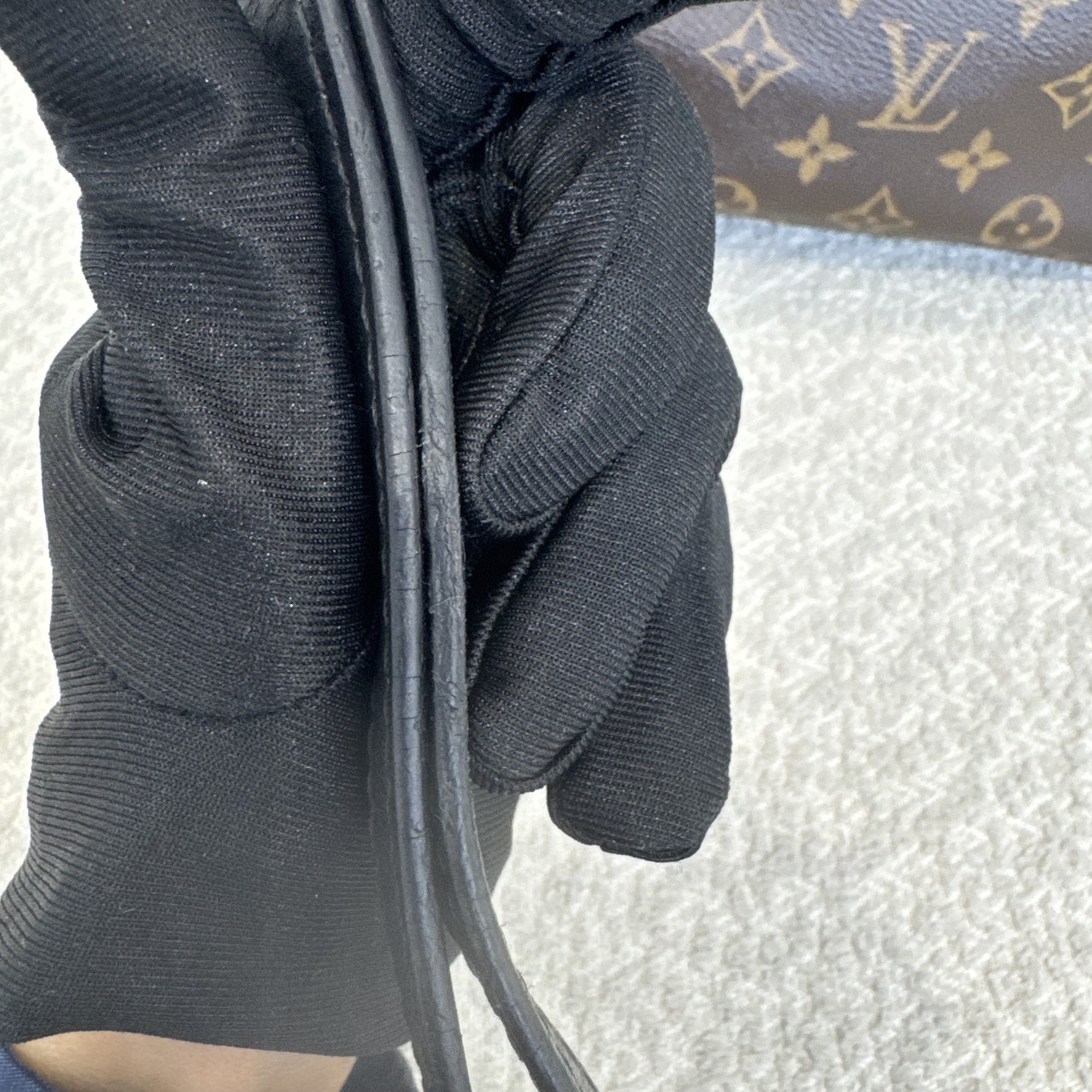 image_6ED09D1F-45C2-473B-8E15-1823318FE4DC_1764917578