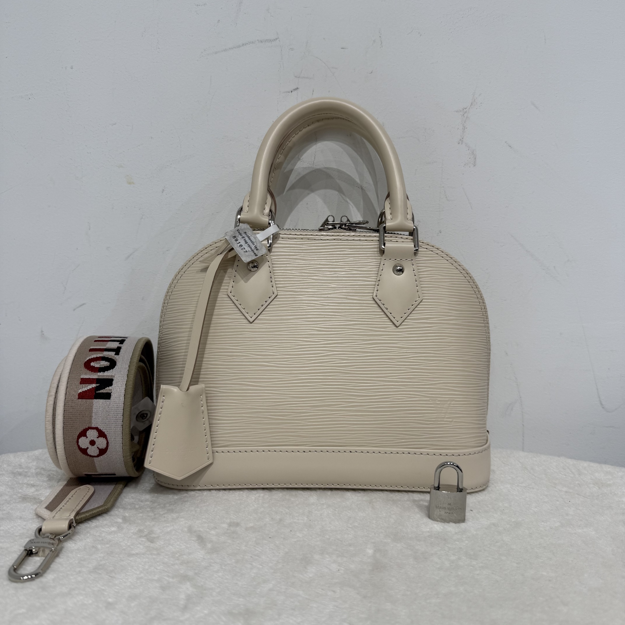 image_F9782249-39ED-4080-83D4-6FB3B35505A9_1764928383