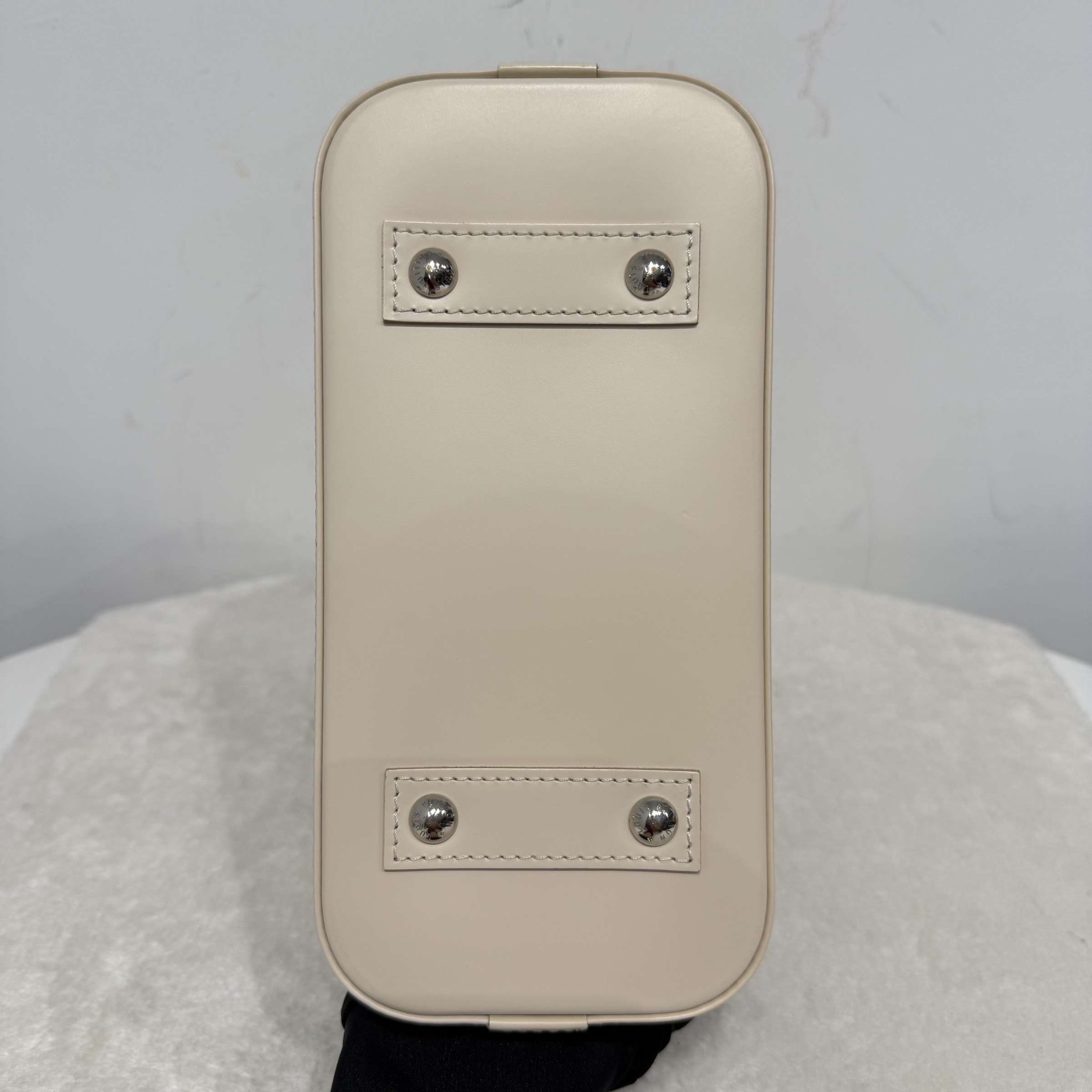 image_74CB8A8B-BF39-4AF0-B423-0E1537266A47_1764928383