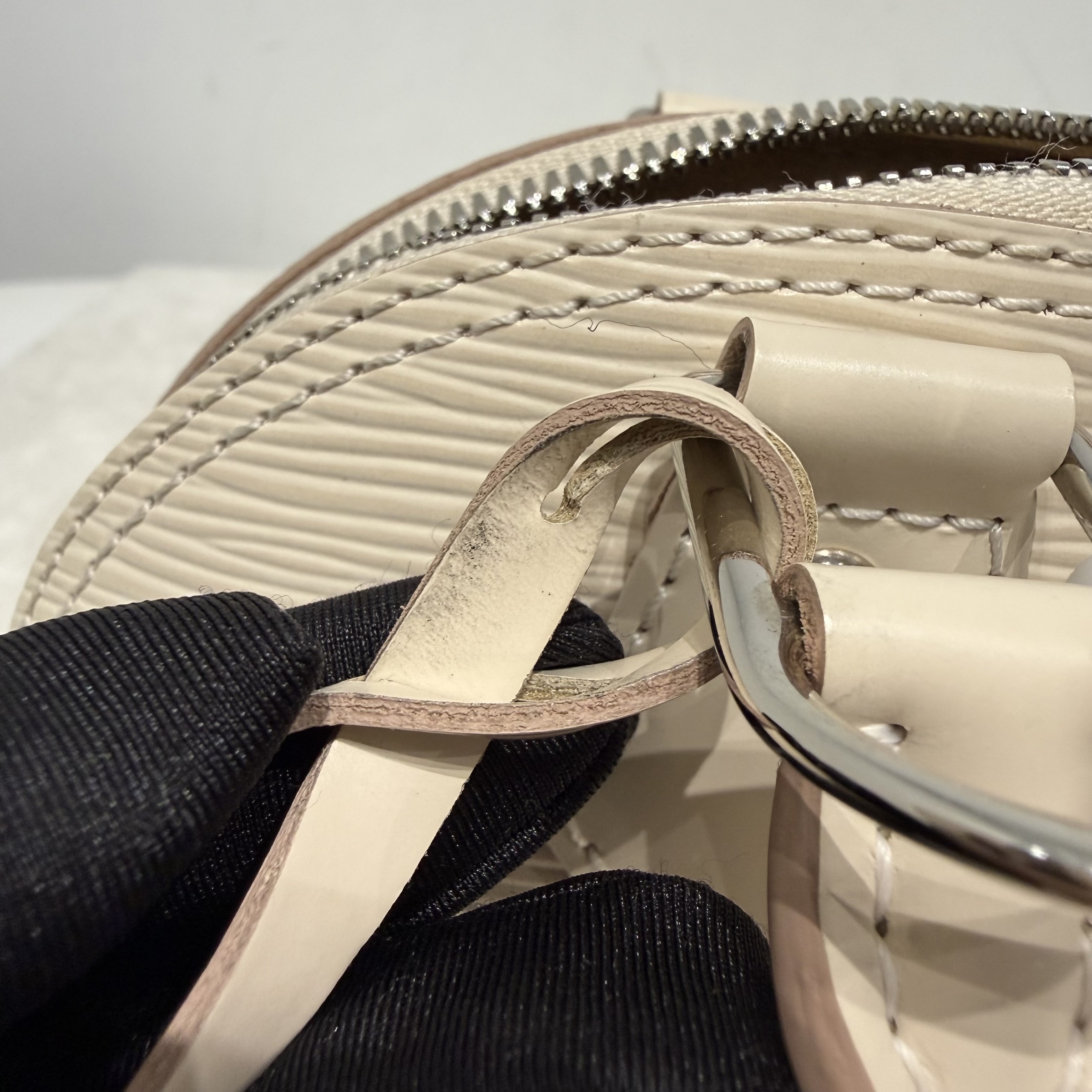 image_9B4B75C6-D828-4B62-8416-CCA687407ADA_1764928384