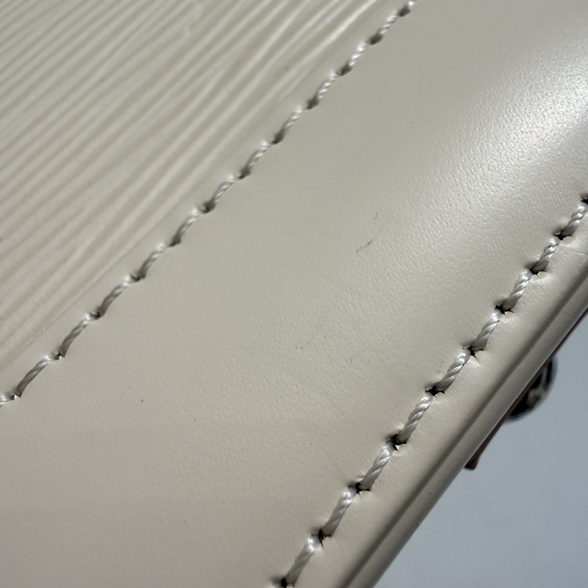 image_BEEF36DF-4483-45FE-9A17-0FAD1F00098C_1764928384