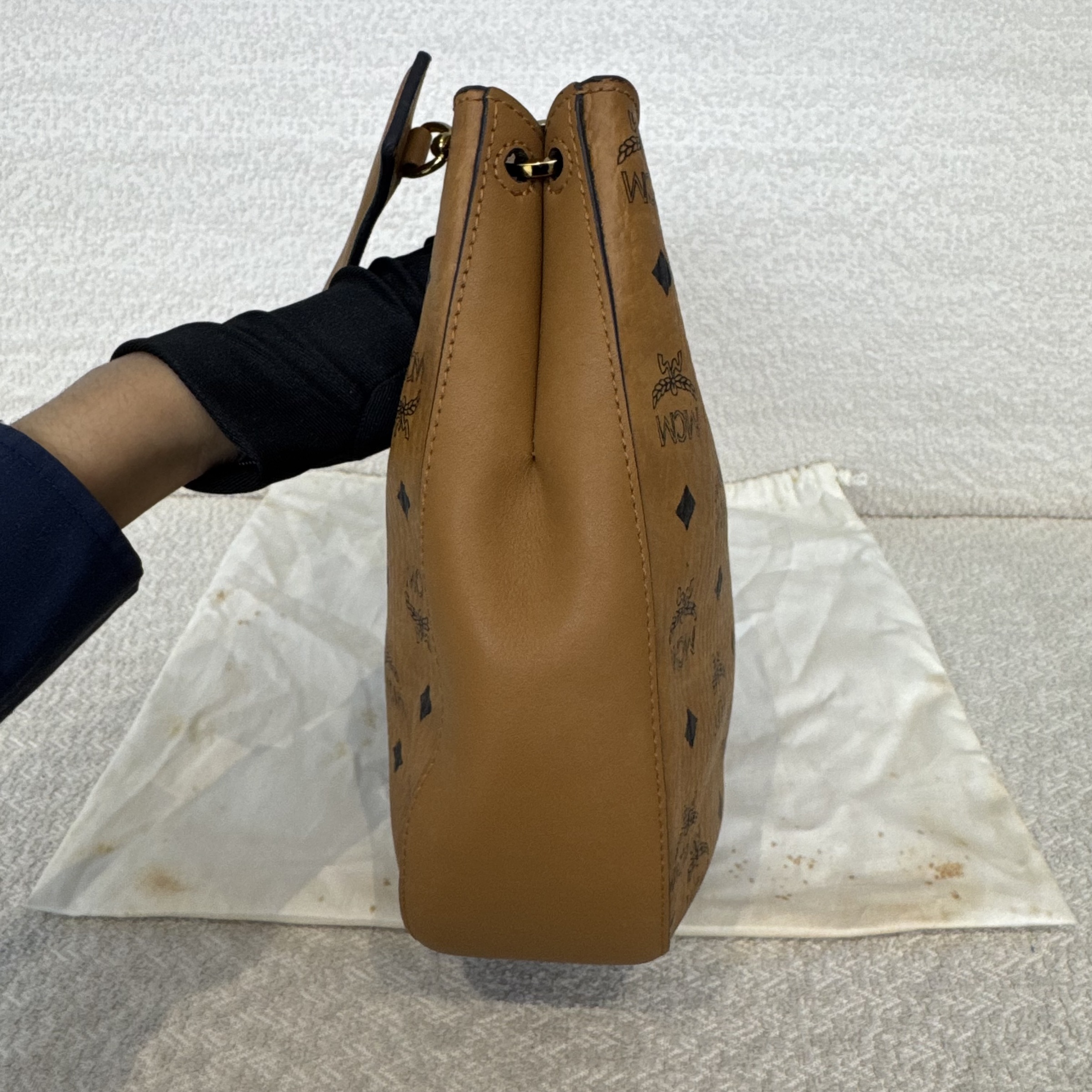 image_B80D5D86-B468-46F0-B8FF-A282B2811EA3_1764937895