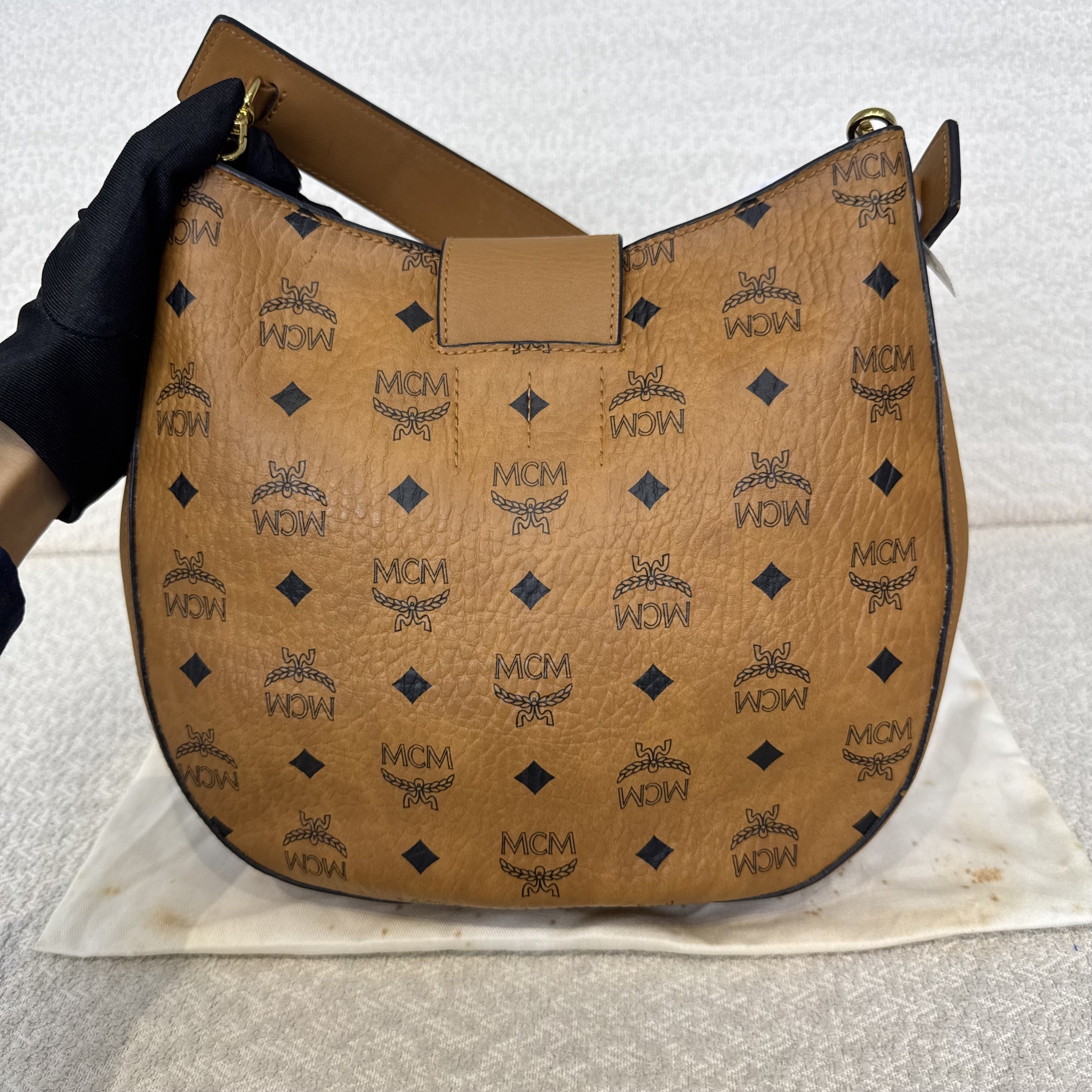 image_E06B0262-0F3F-4950-8C6A-AE59B1EF48C2_1764937895