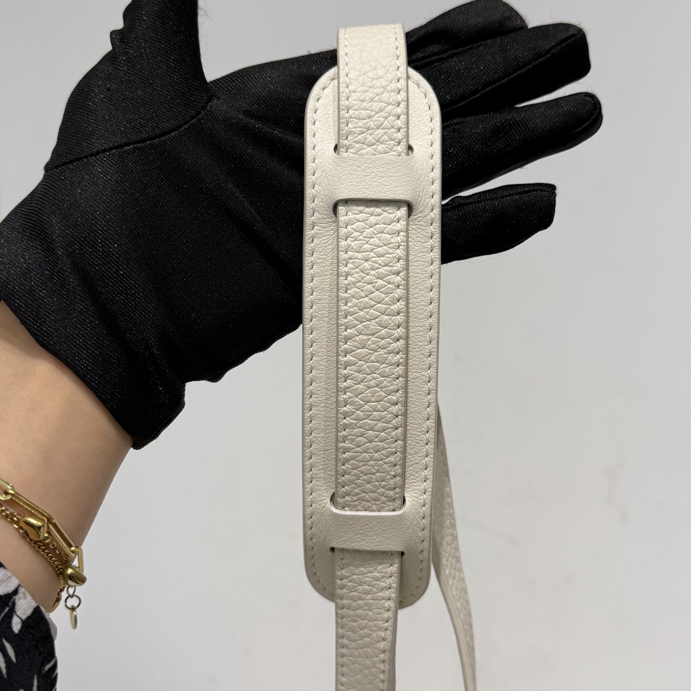 image_B7FD91D7-2DE0-48BA-AA21-D06F8CC27943_1765096242