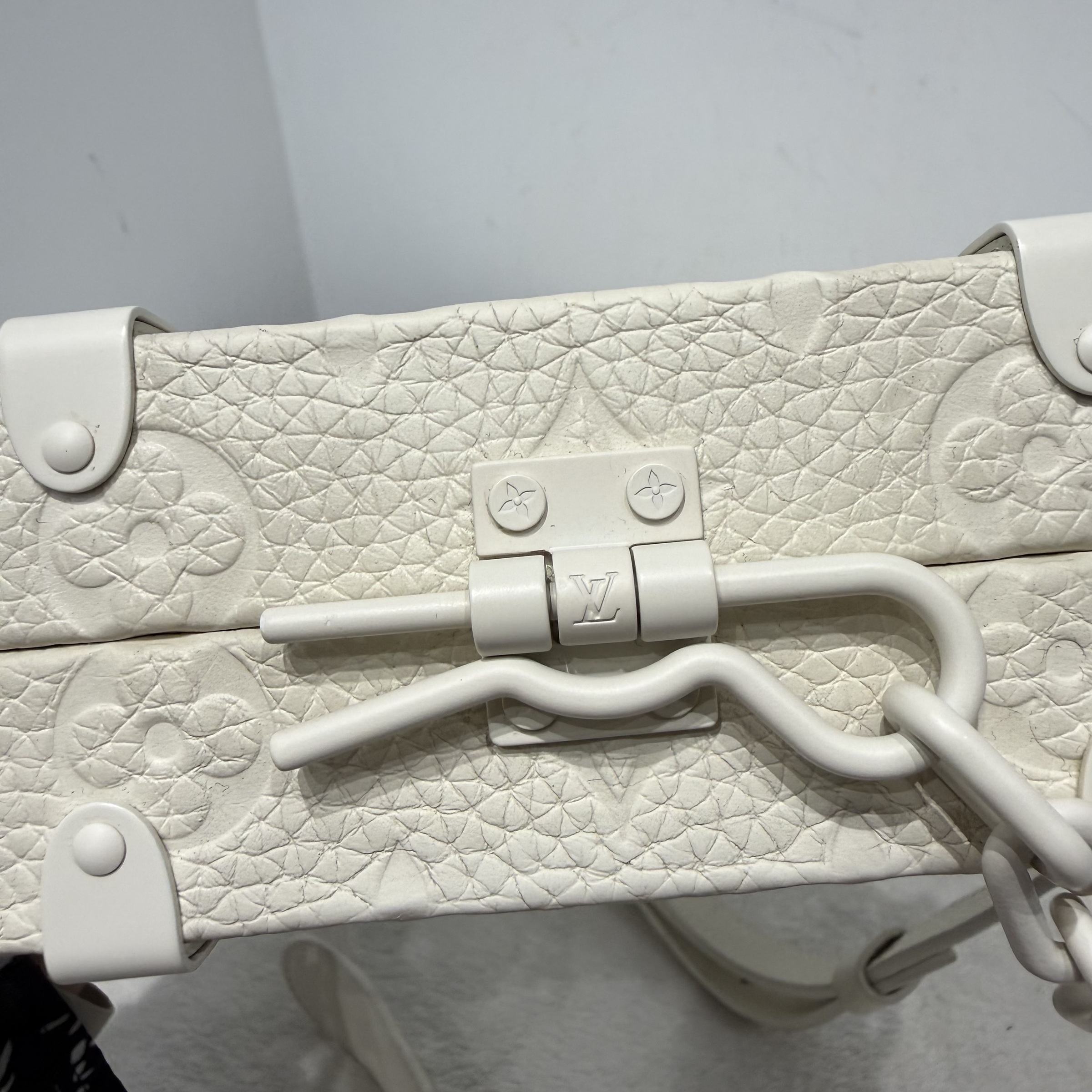 image_6C13C0F9-D906-4E5B-AE75-601D4A89C55E_1765096242