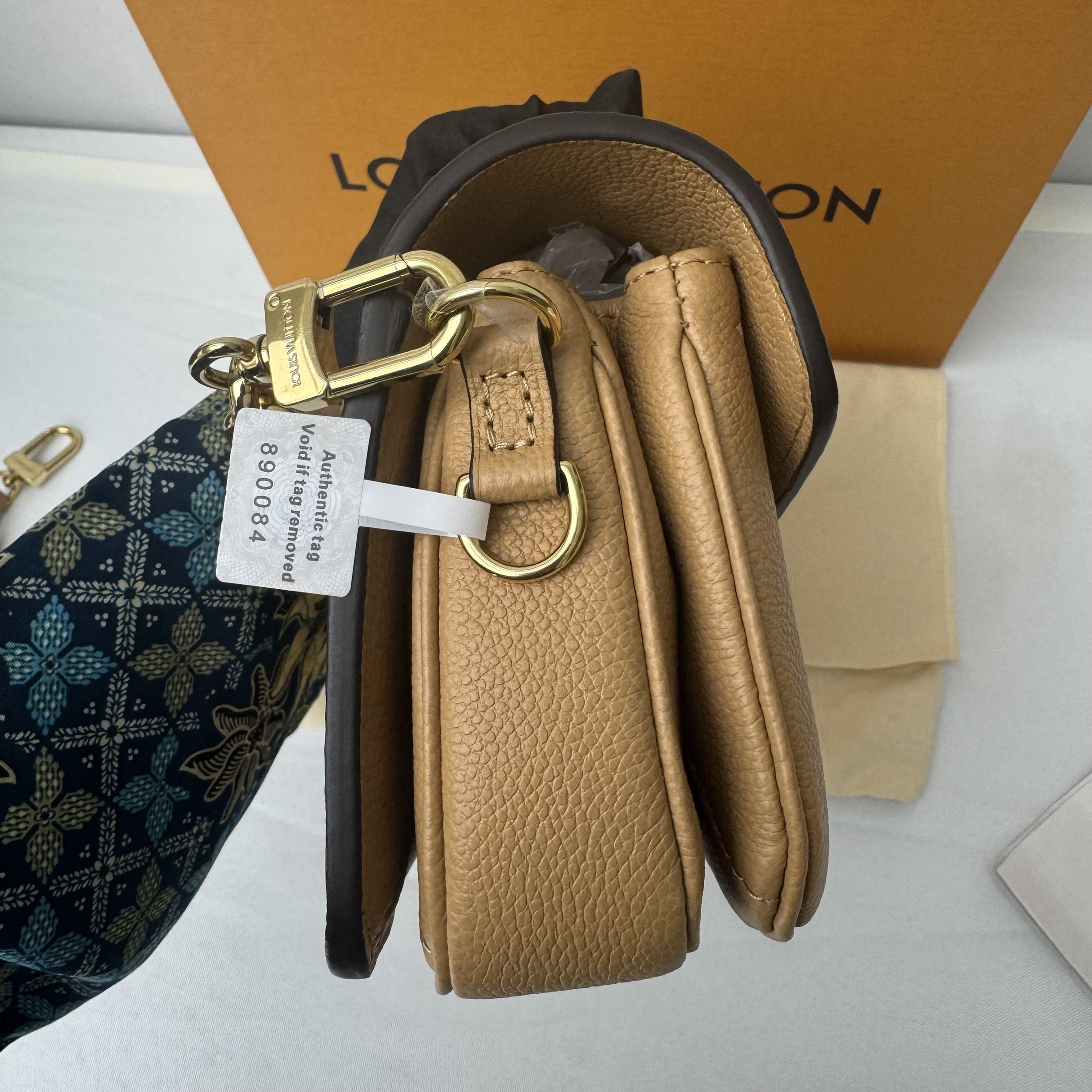 image_19FF63E7-A6A0-4FC2-B797-D287A9BADF06_1765287072