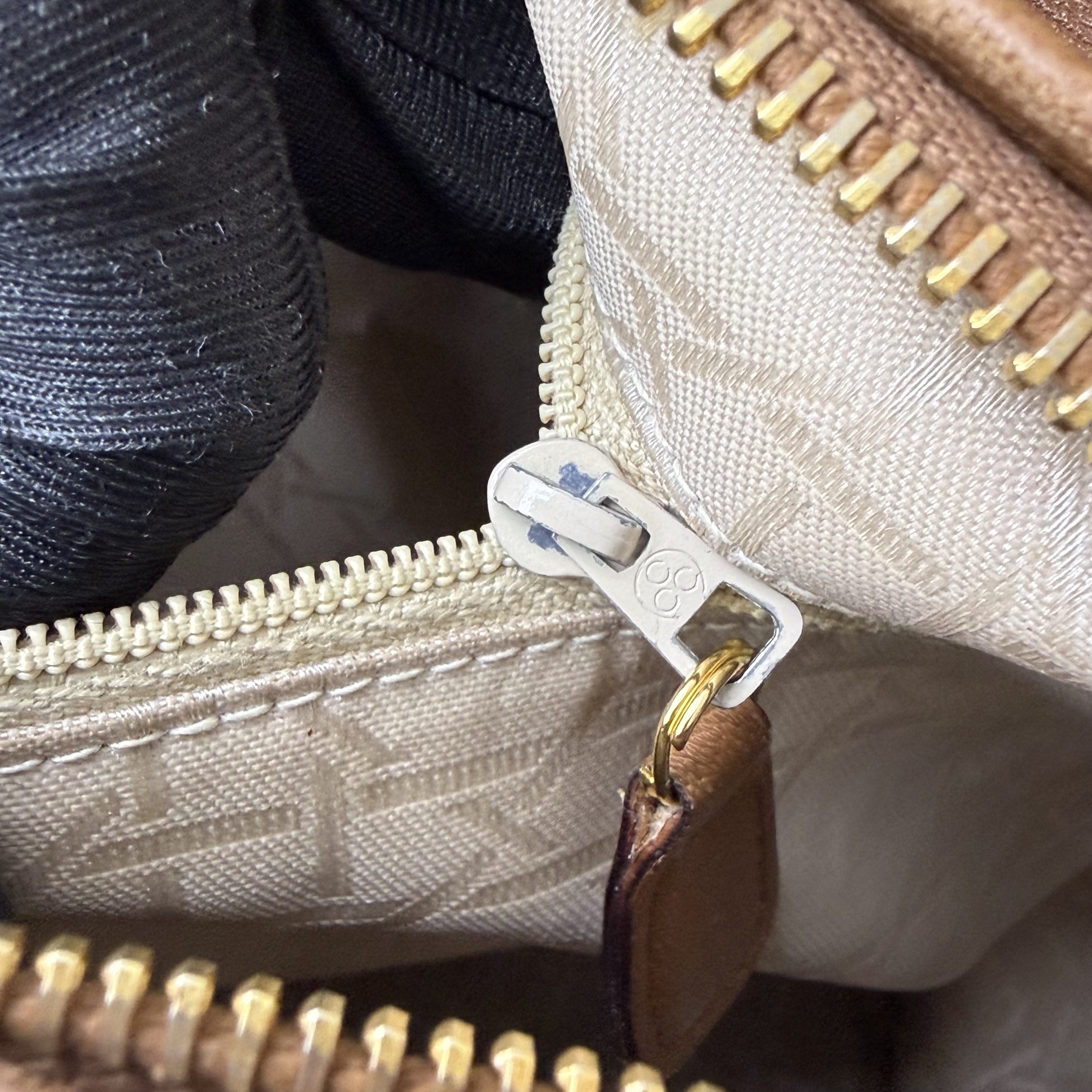 image_7051246A-878A-46CD-9CF5-03640B54C04B_1765362432