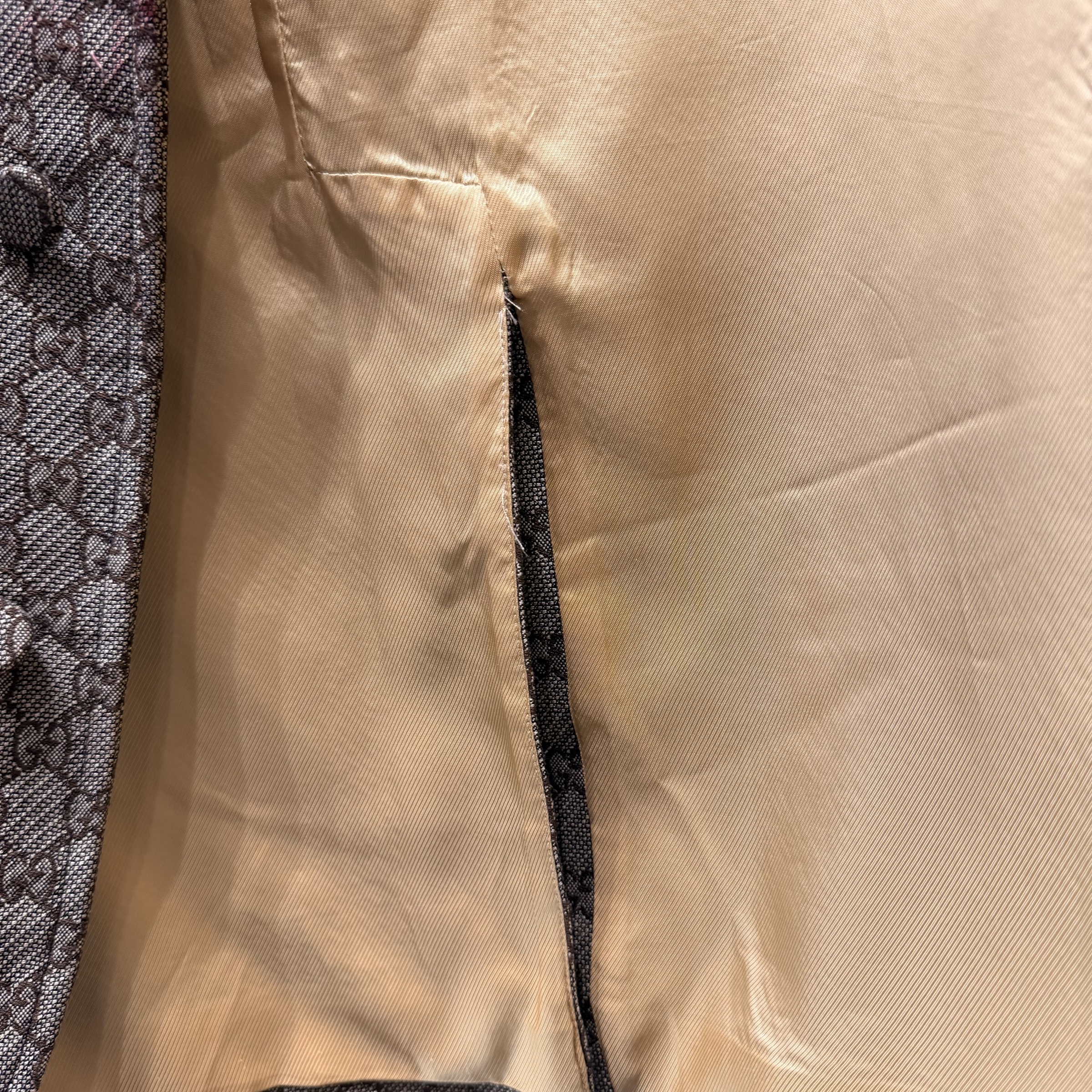 image_38398209-4DBA-451A-879C-3CE34161FE35_1765533339