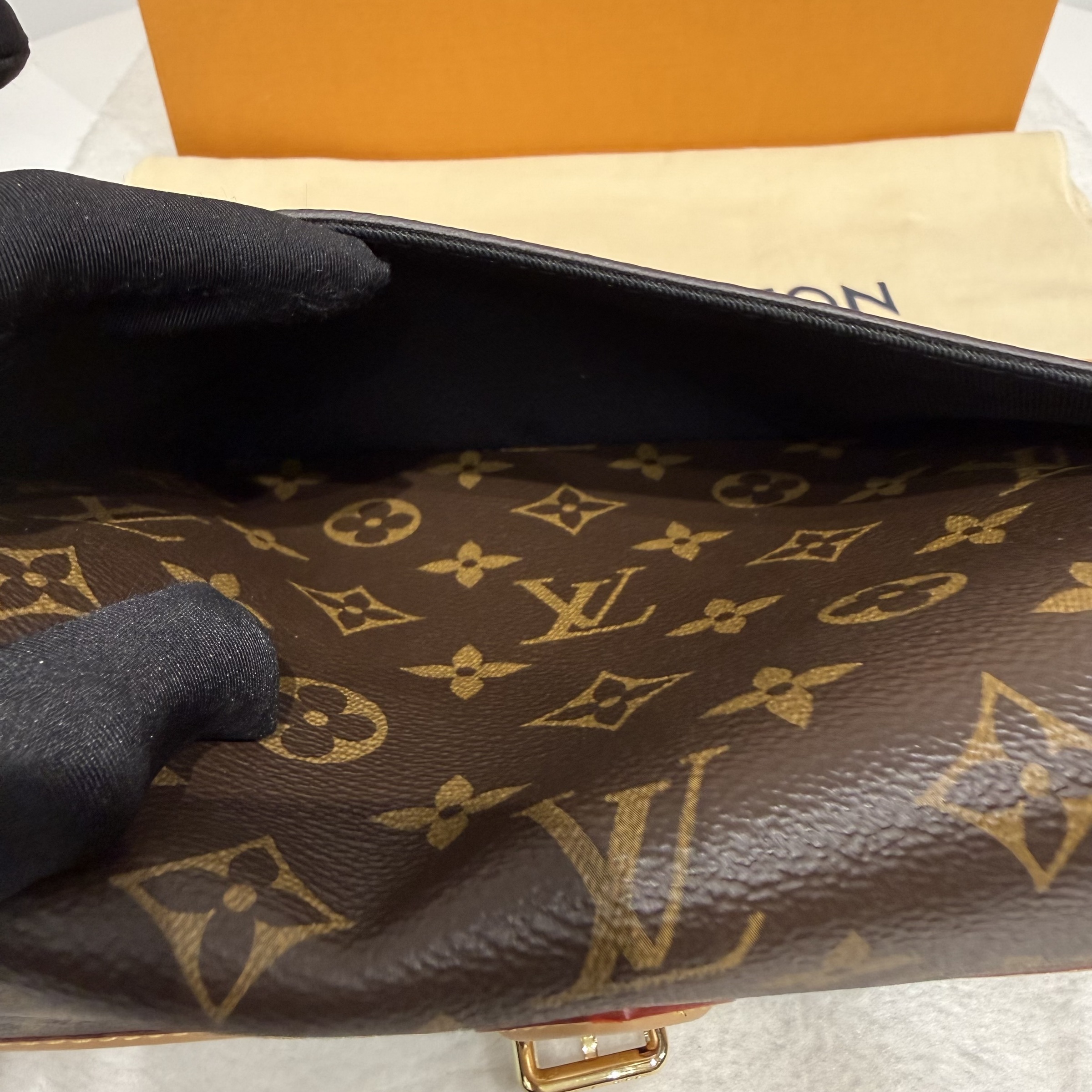 image_7F9D8495-9E46-4F78-AB25-32B113472D21_1765600108