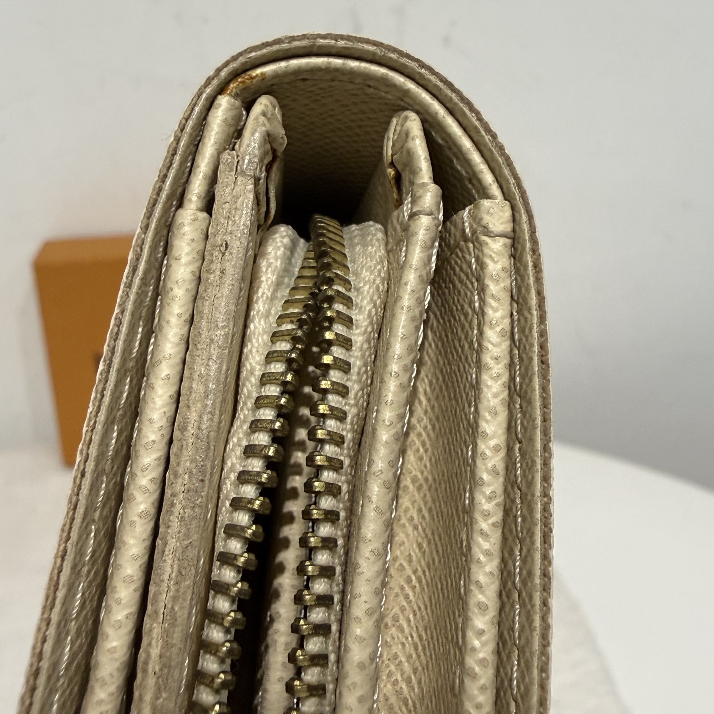 image_58107594-EDA5-42D5-A812-5BFB81B335BE_1765870127